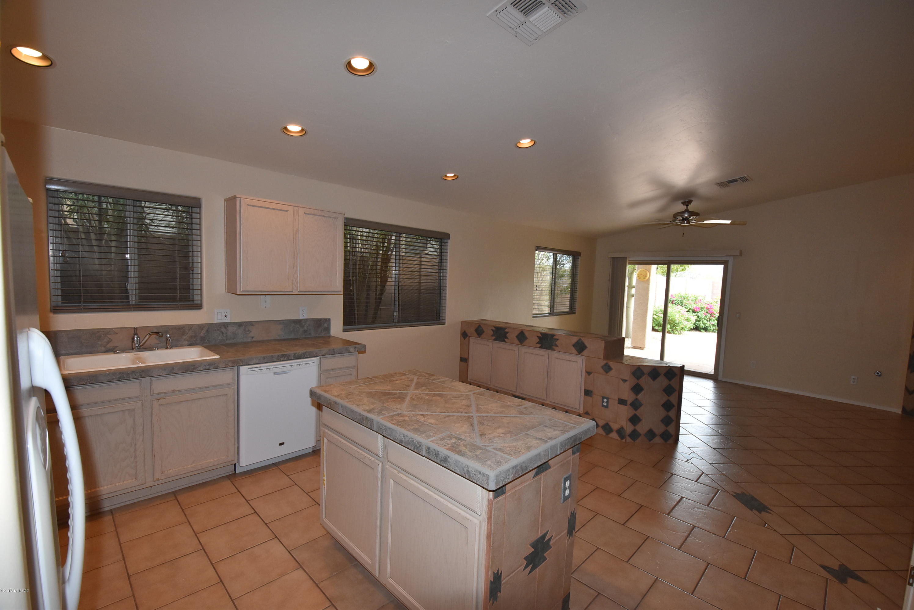 Rancho Vistoso Neighborhood 2 Ph. 2 (84-115, 330-394) - Residential Lease