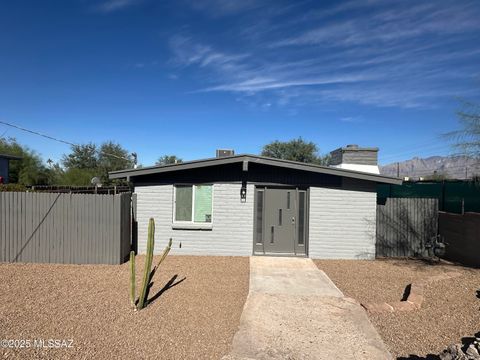 206 W Blacklidge Drive Tucson AZ 85705