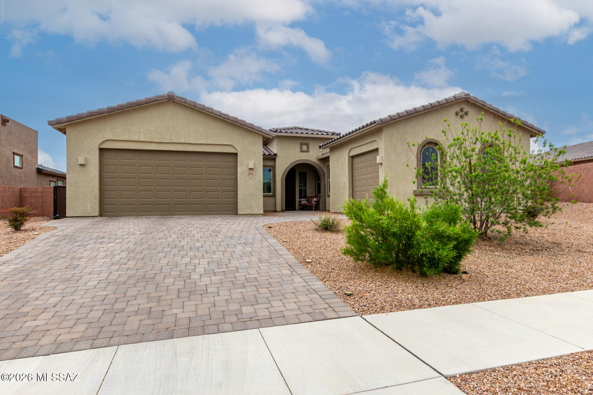 8045 S Desert Indigo Drive