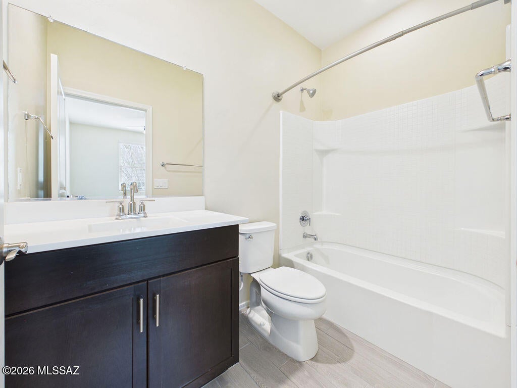 14043 E Golden Oaks Road