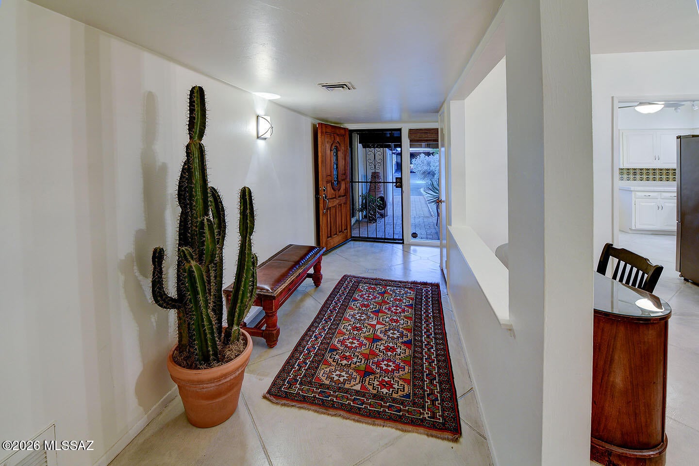 4813 N Via Entrada