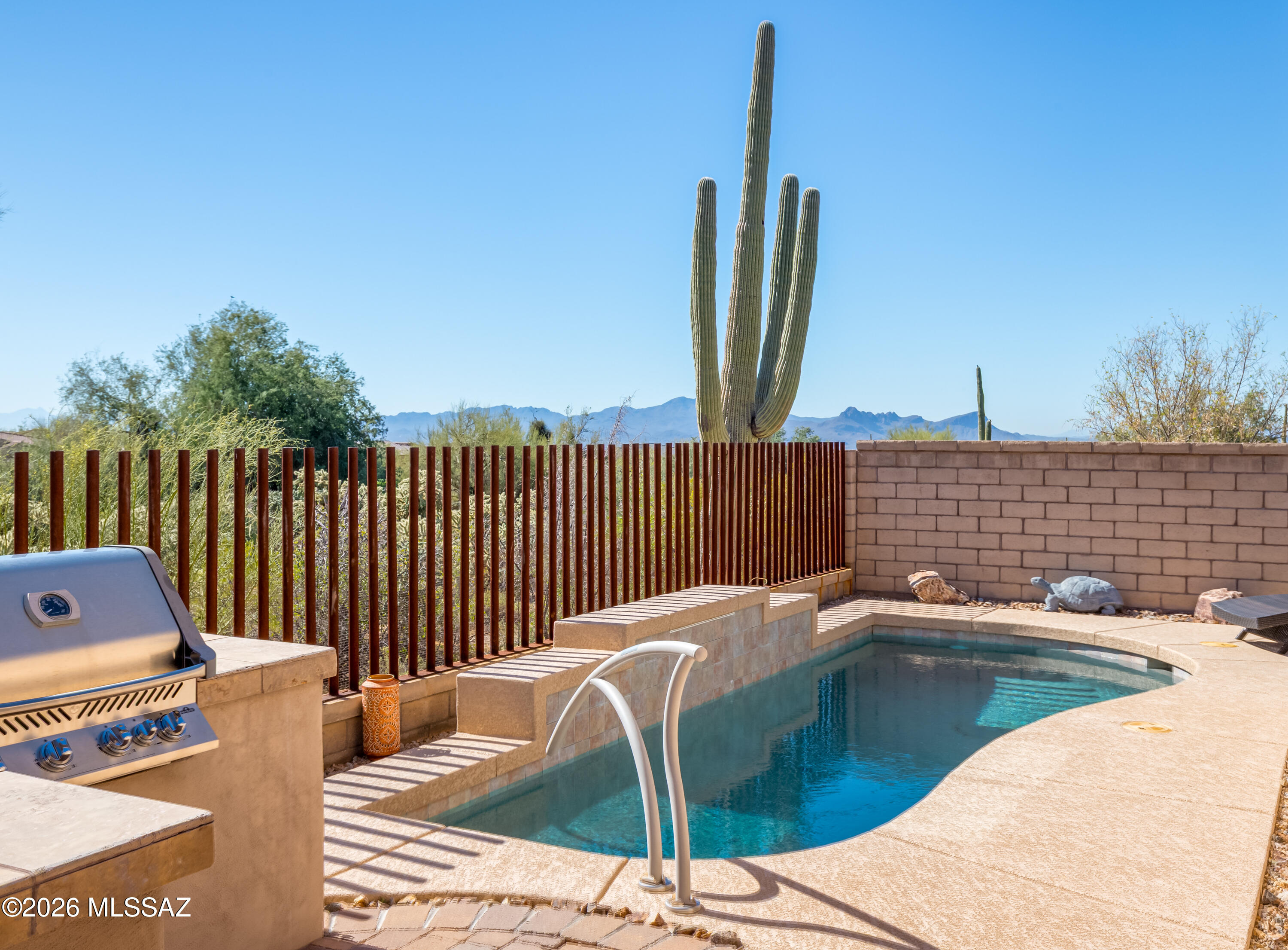 Los Saguaros At Dove Mountain SQ20121640199 - Residential