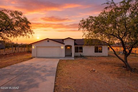 Photo of 1726 Camino Pacifico, Rio Rico, AZ 85648 (MLS # 22608809)