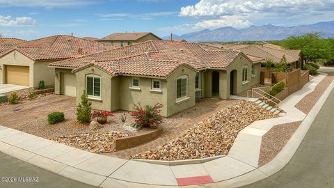 Photo of 10261 E Iron Horse Trail, Tucson, AZ 85747 (MLS # 22607880)