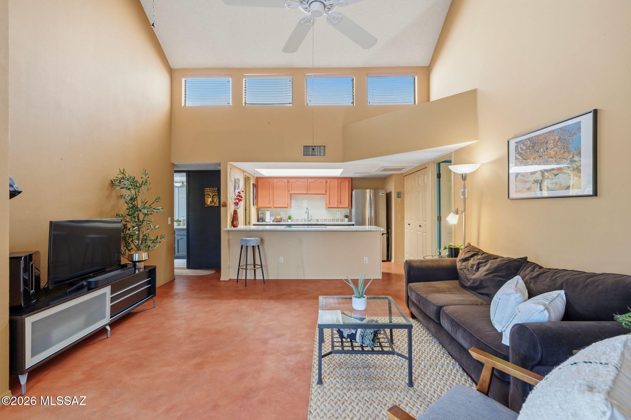 Twelve Hundred River Rd Condos - Residential