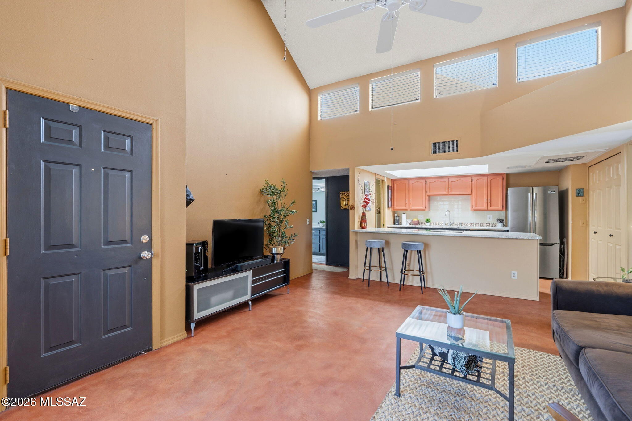 Twelve Hundred River Rd Condos - Residential