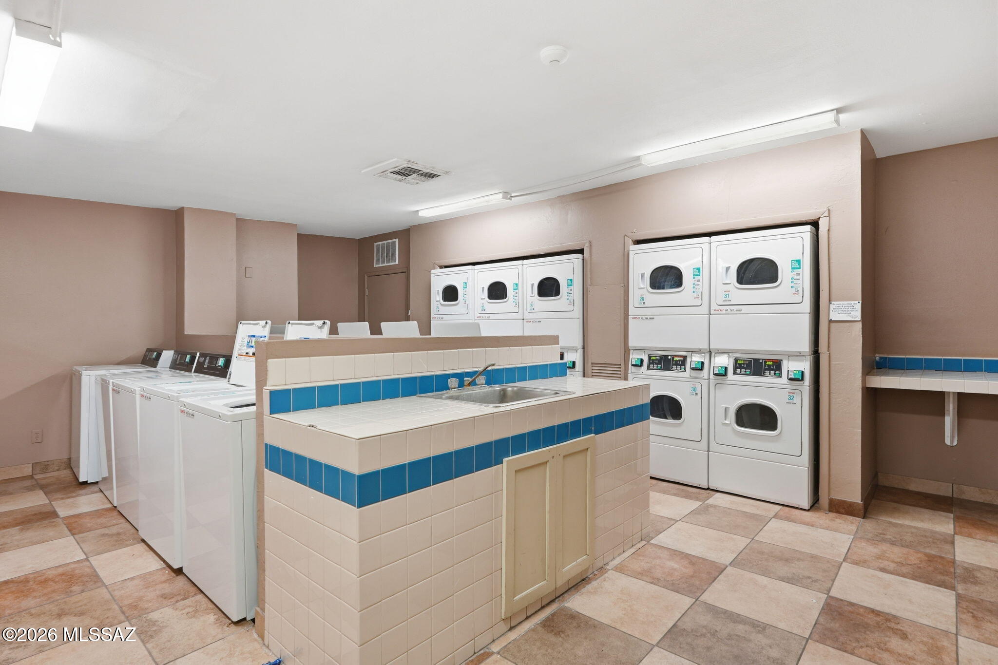Casa Club Condominium - Residential