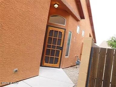 Tres Pueblos - Residential Lease