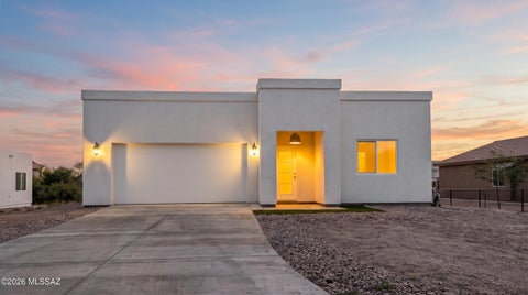 Photo of 1921 Circulo Mexicali, Rio Rico, AZ 85648 (MLS # 22624312)