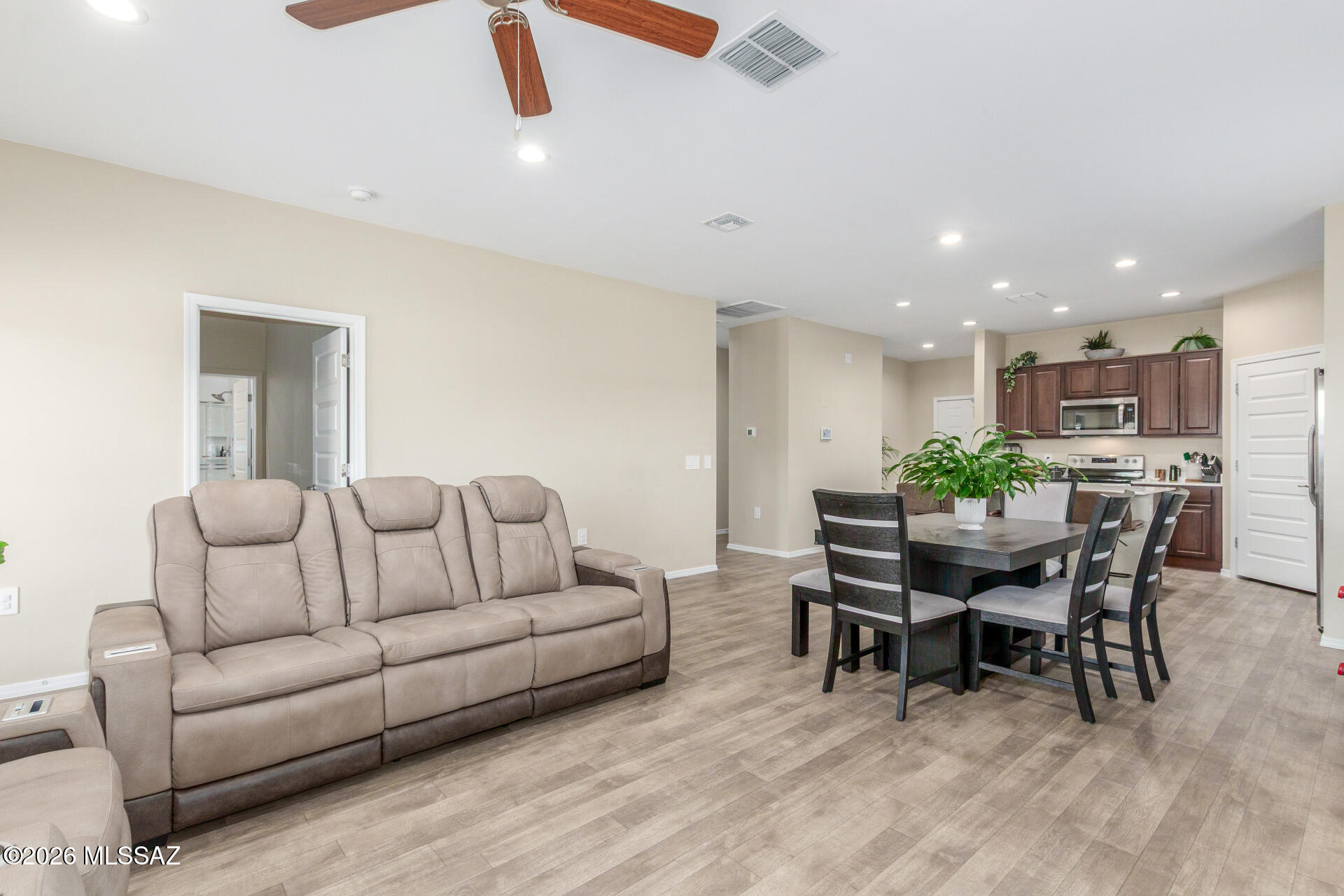 Roadrunner - Residential