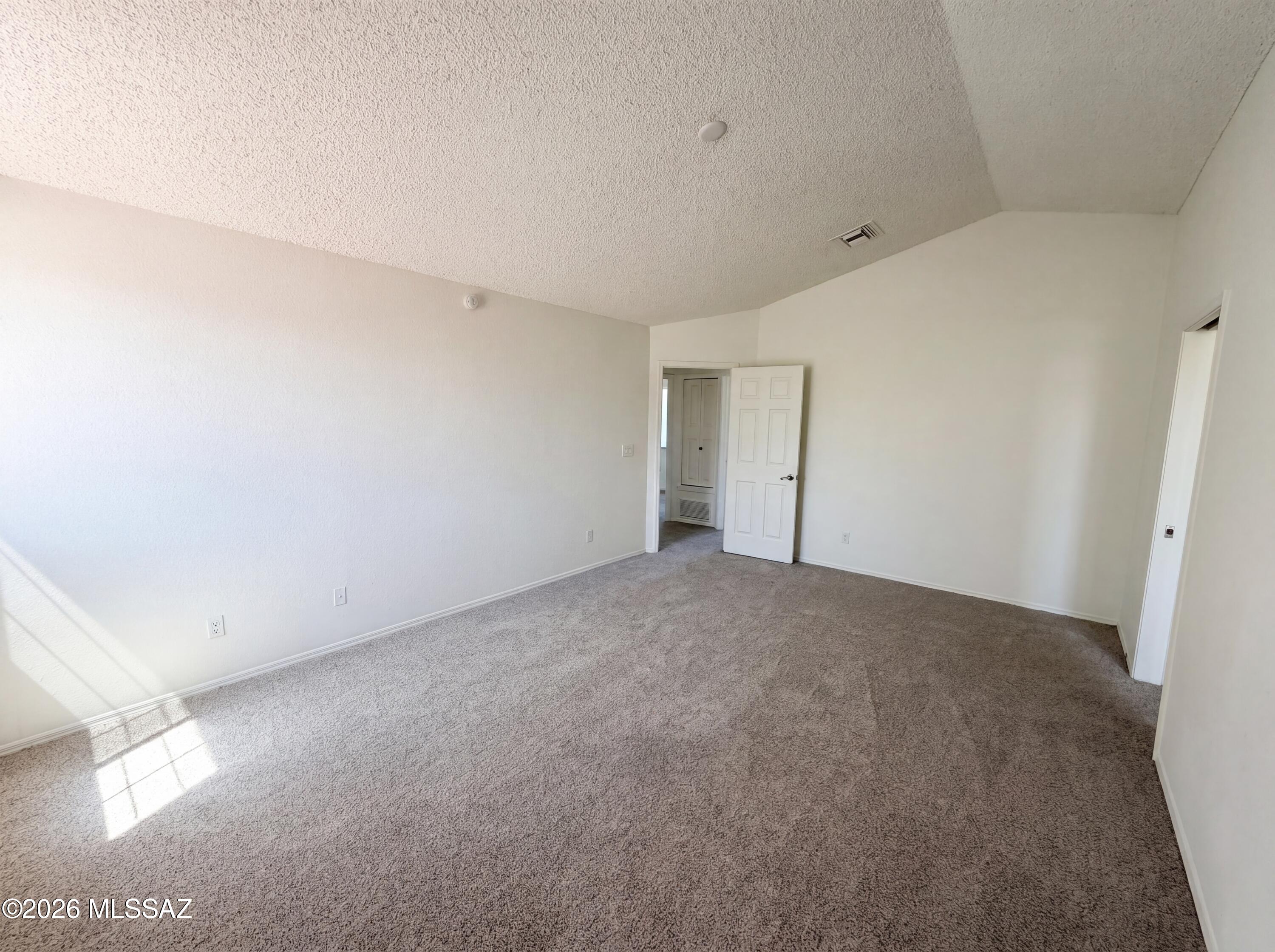 Richmond Place II (1-39) - Residential