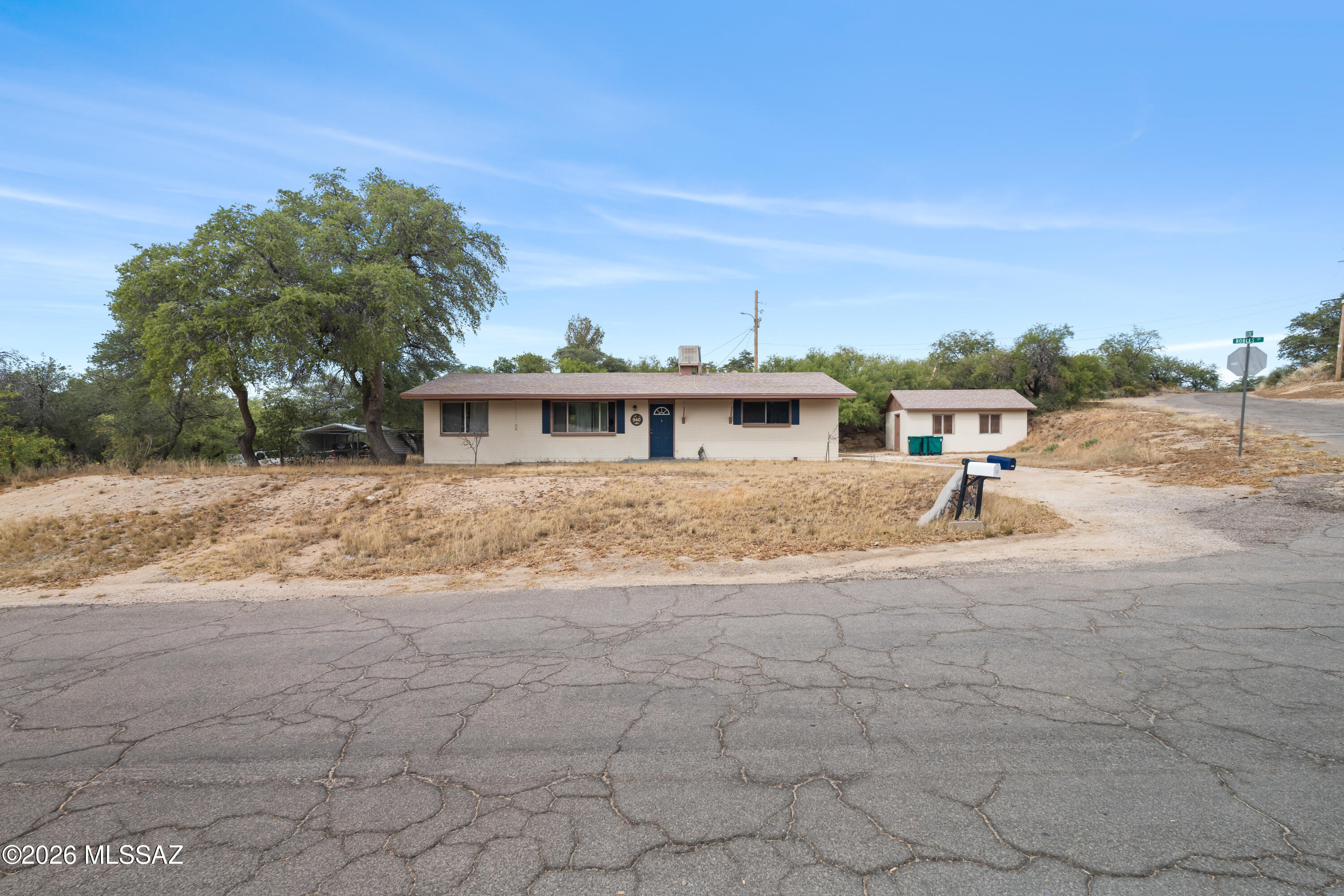 Los Robles Estates - Residential