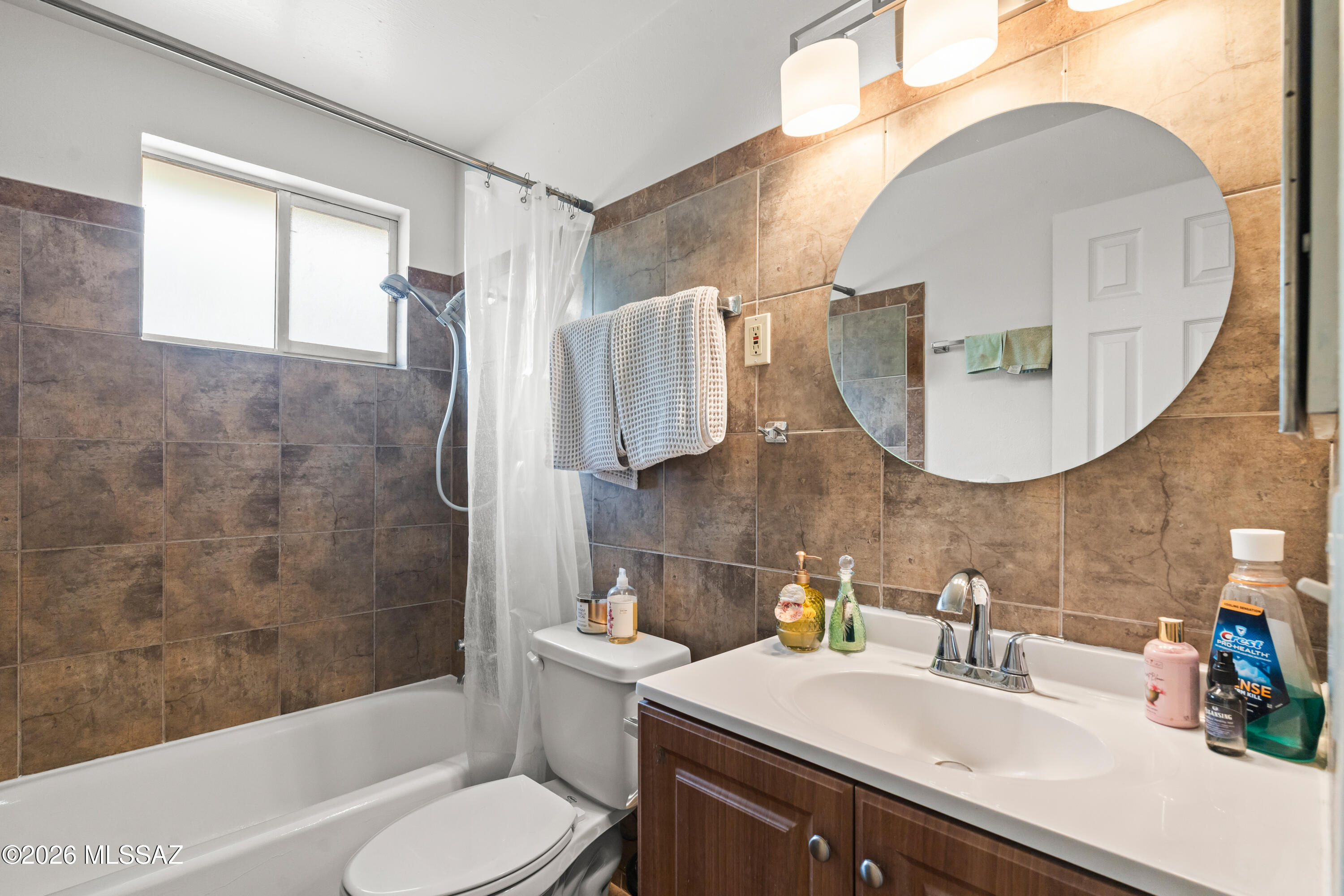 Los Robles Estates - Residential