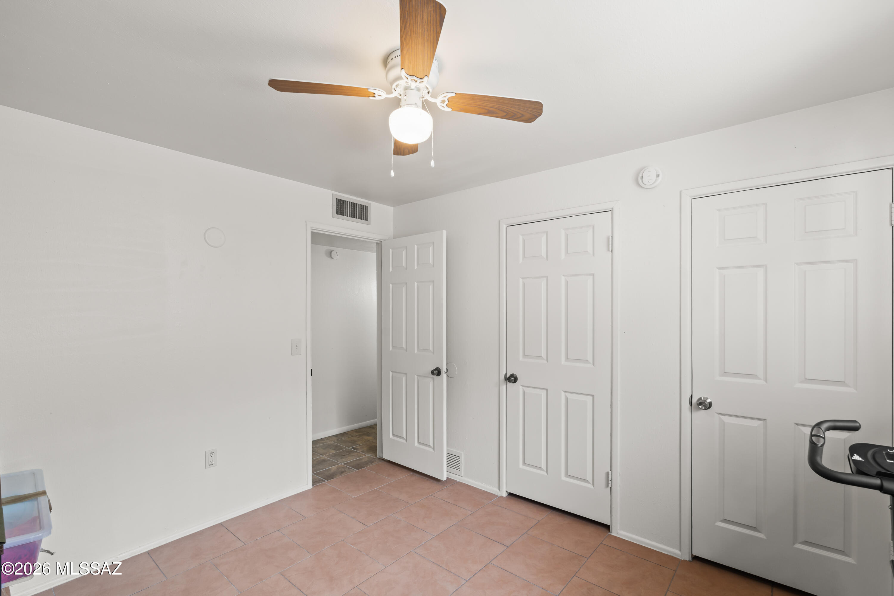 Los Robles Estates - Residential