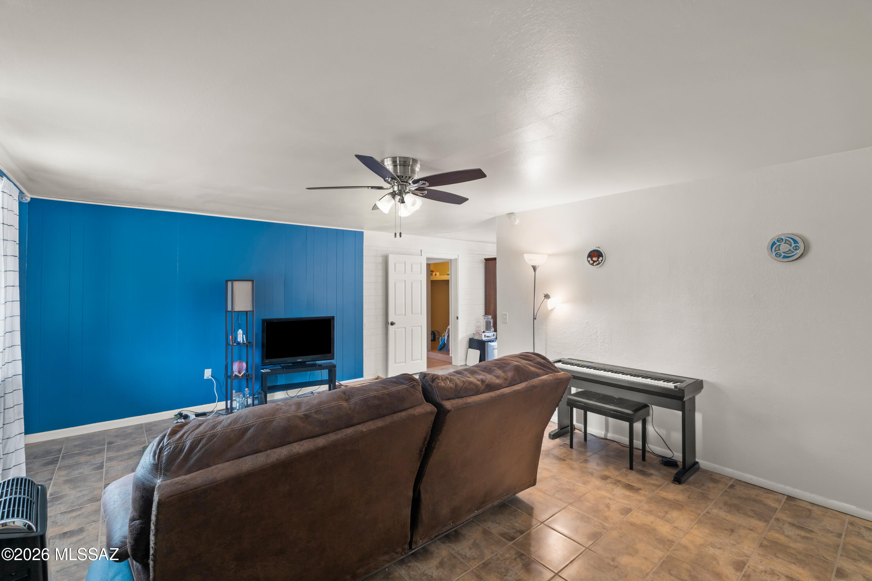 Los Robles Estates - Residential