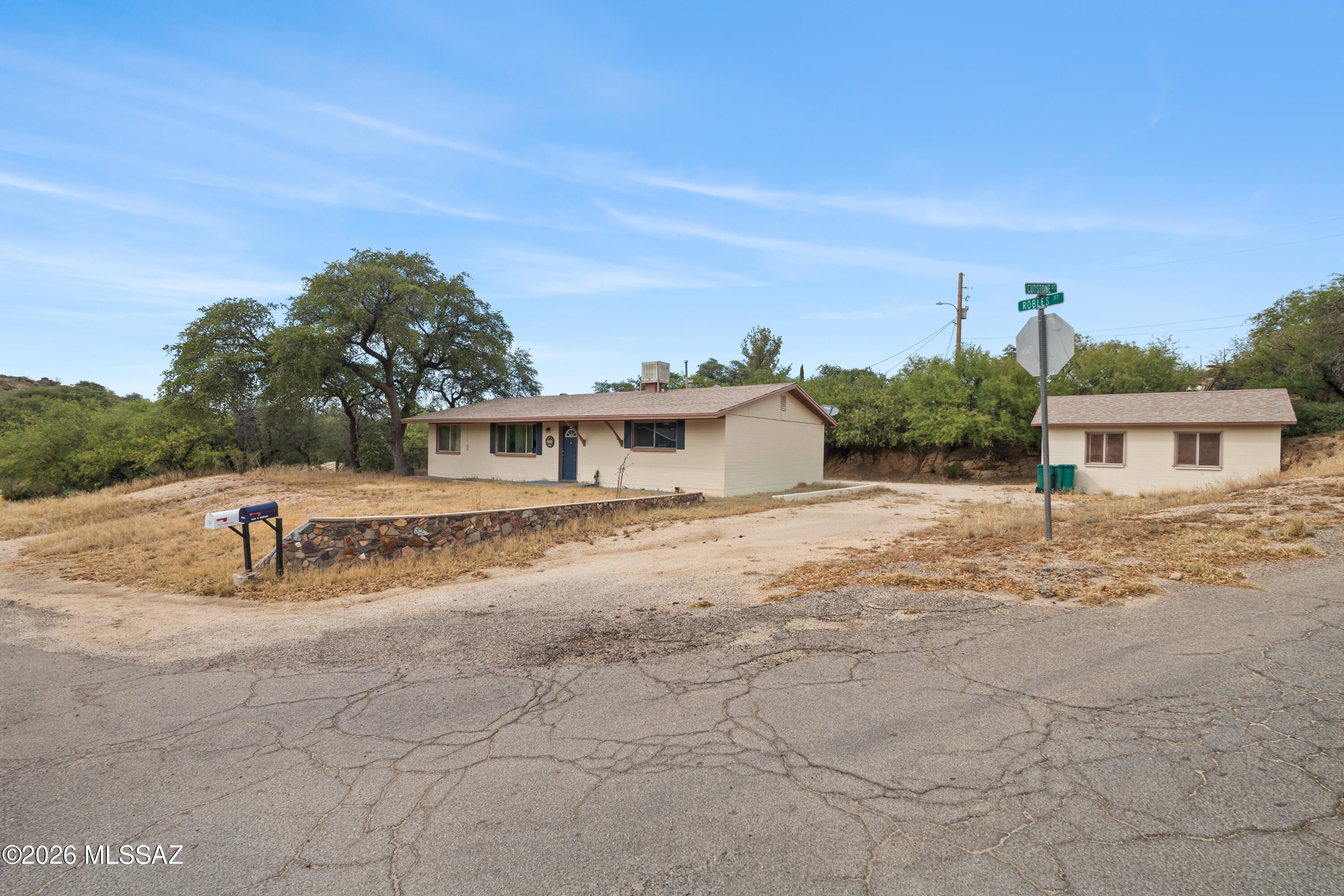 Los Robles Estates - Residential