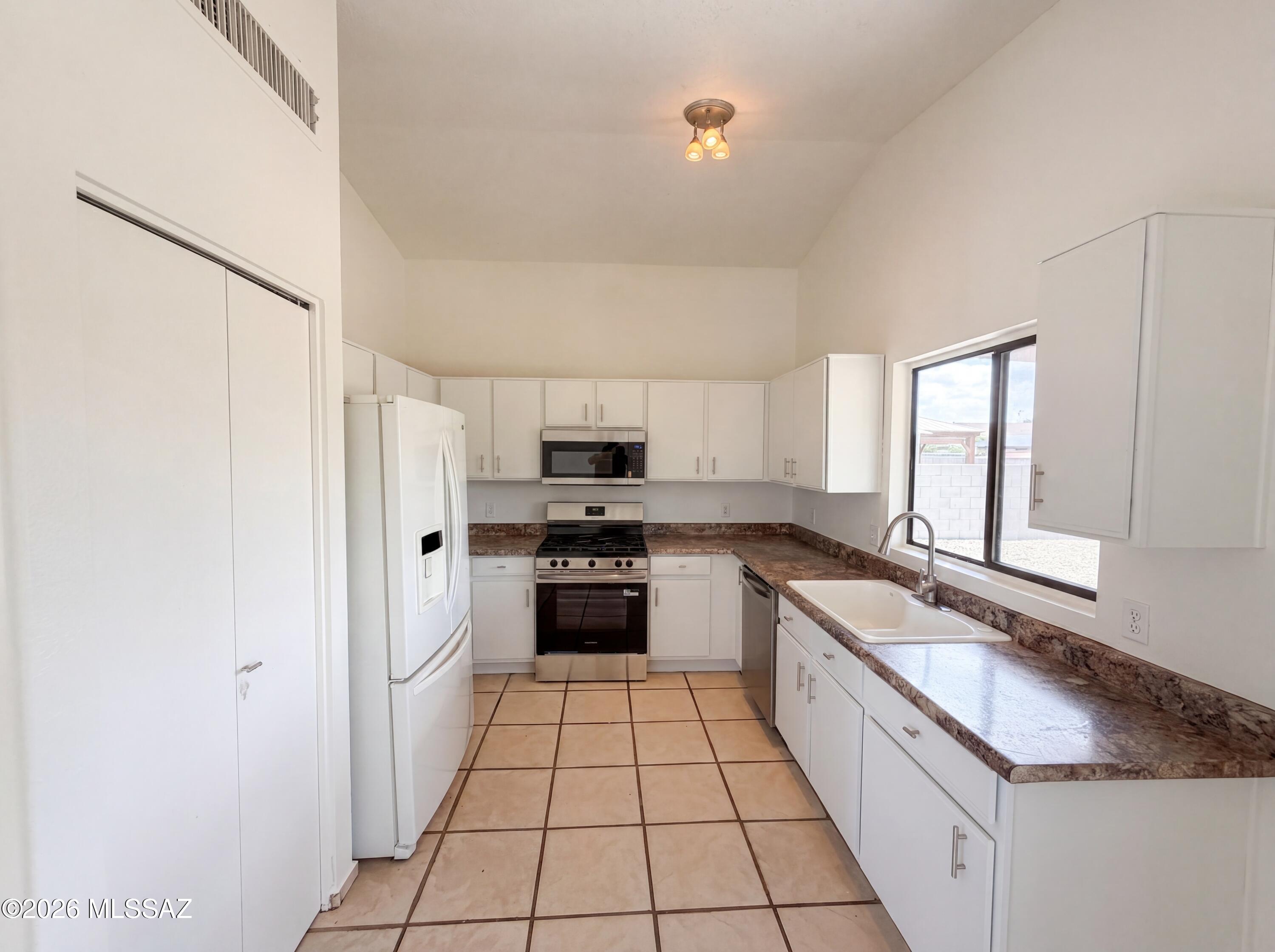 Cambrie At Midvale Park (1-203) - Residential