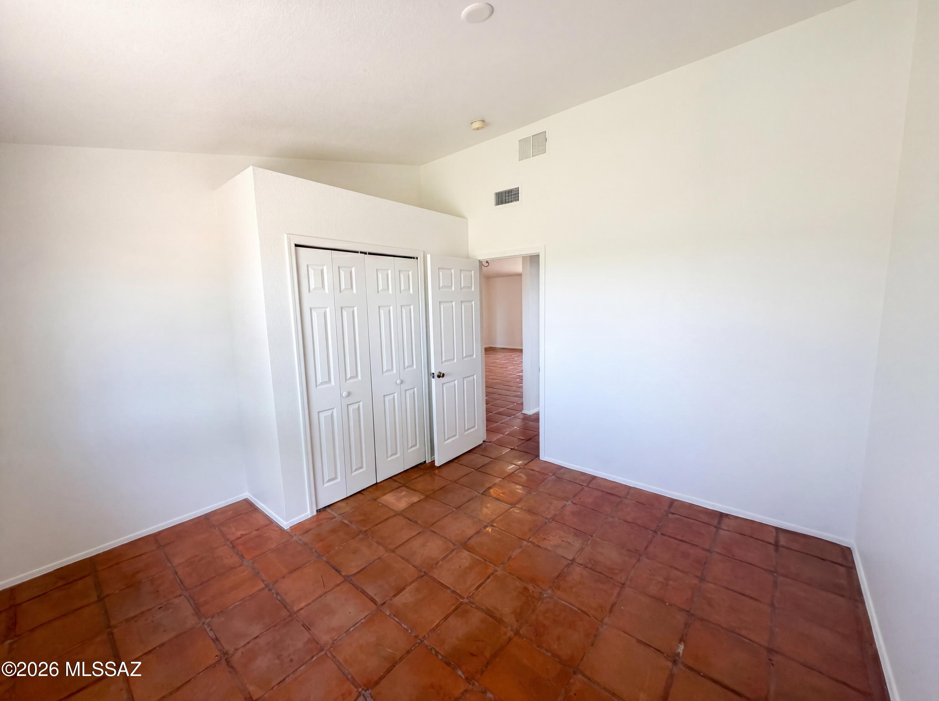 Linda Vista Terrace(1-102) - Residential