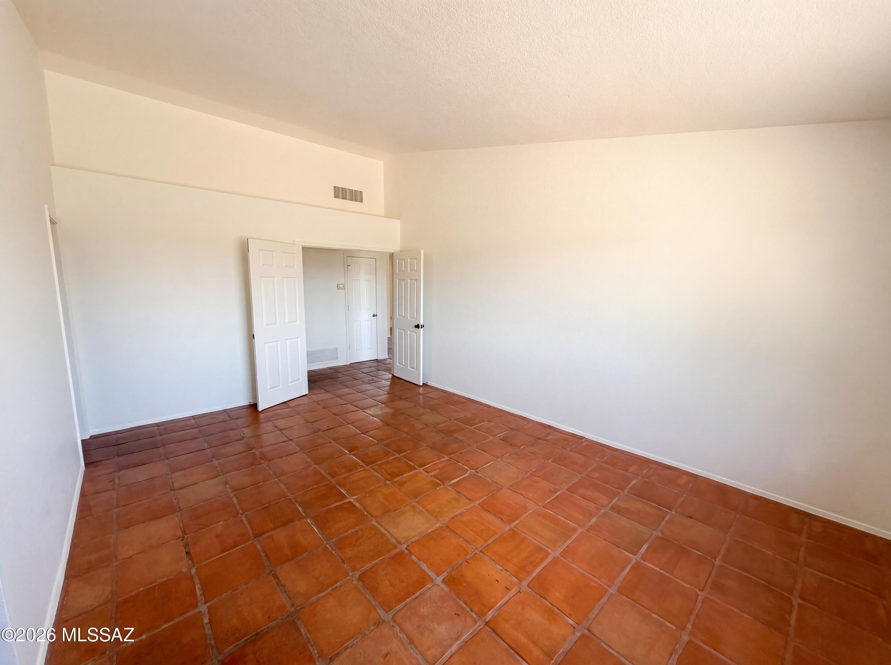Linda Vista Terrace(1-102) - Residential