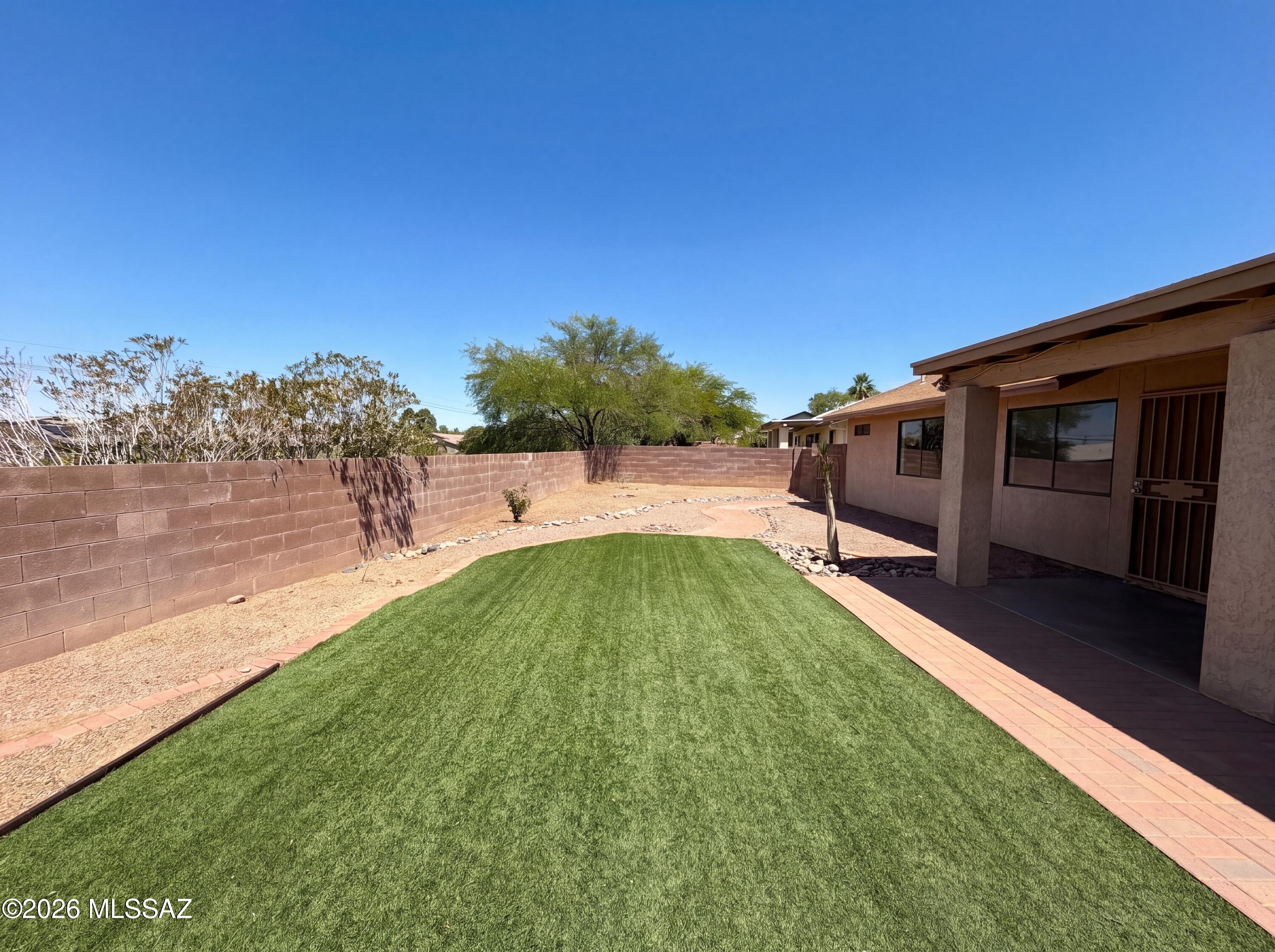 Linda Vista Terrace(1-102) - Residential