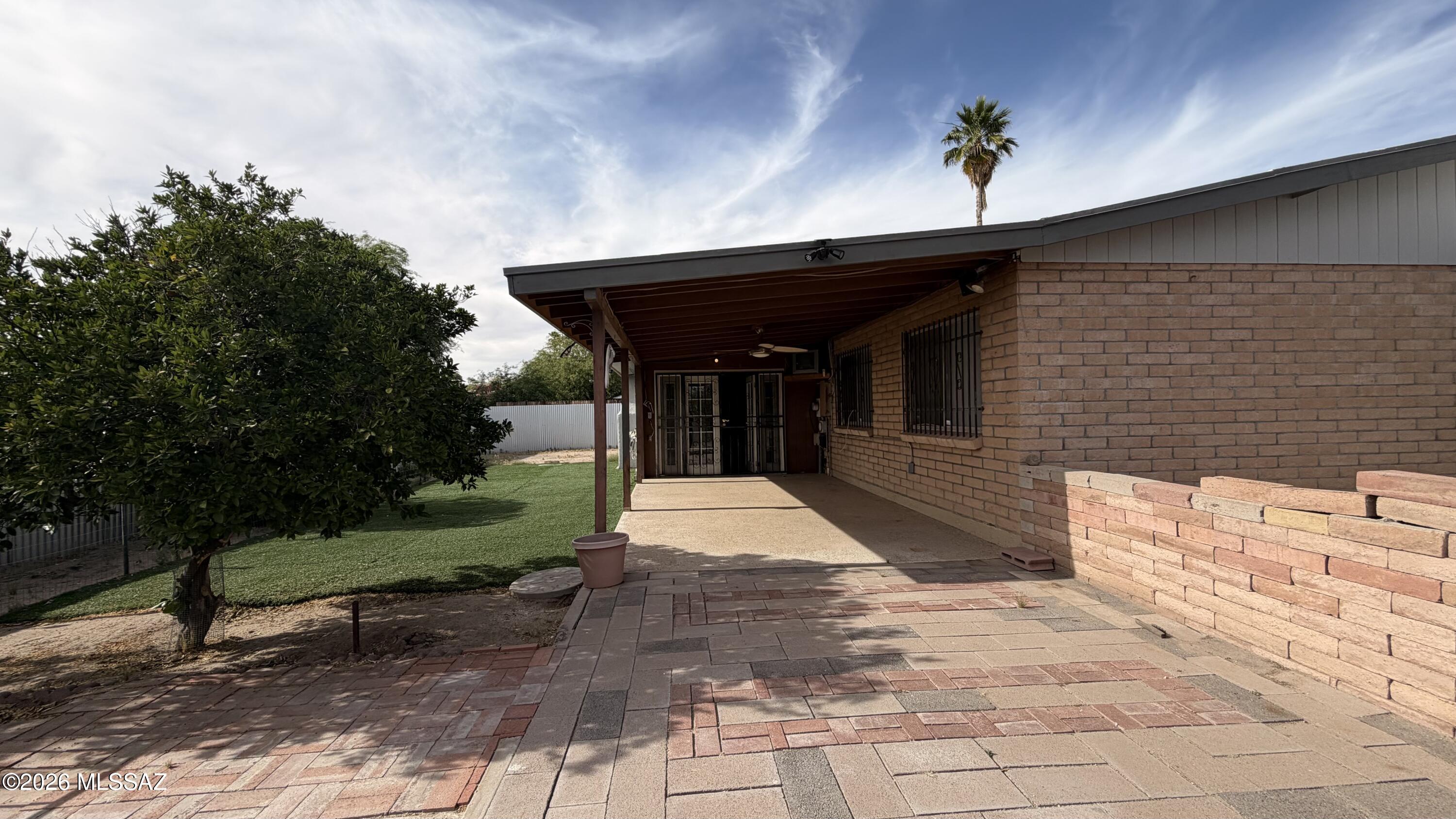 3371 W Eunice Street