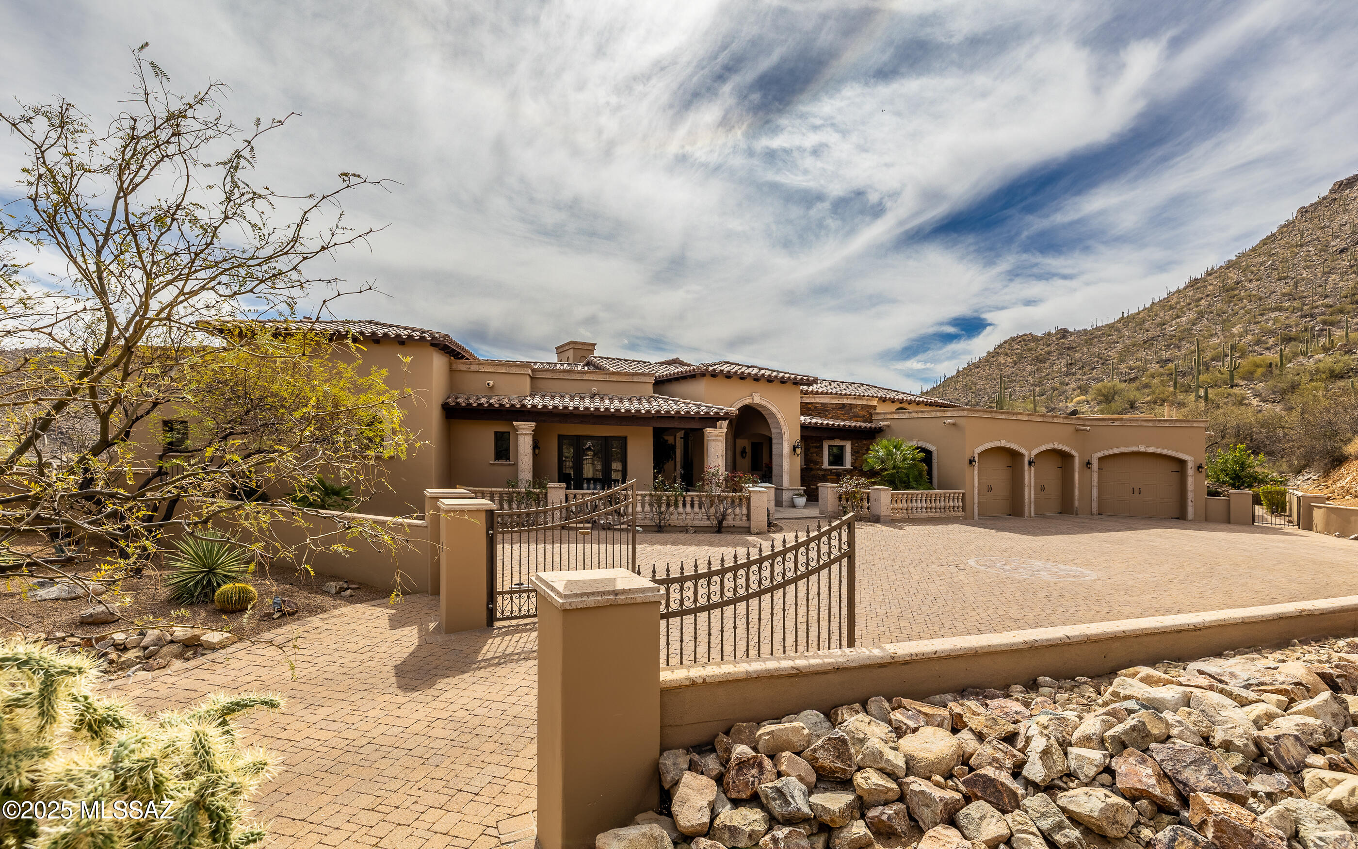 15275 N Silent Vista Court