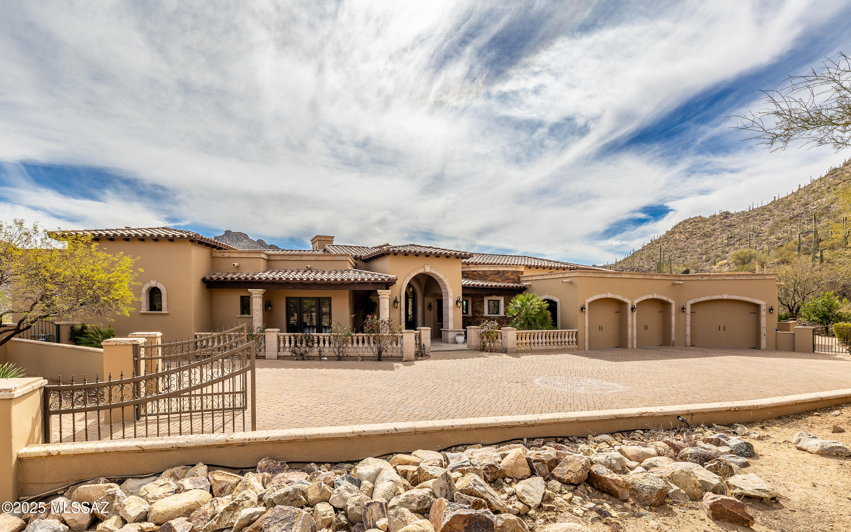 Canyon Pass At Dove Mountain - Residential