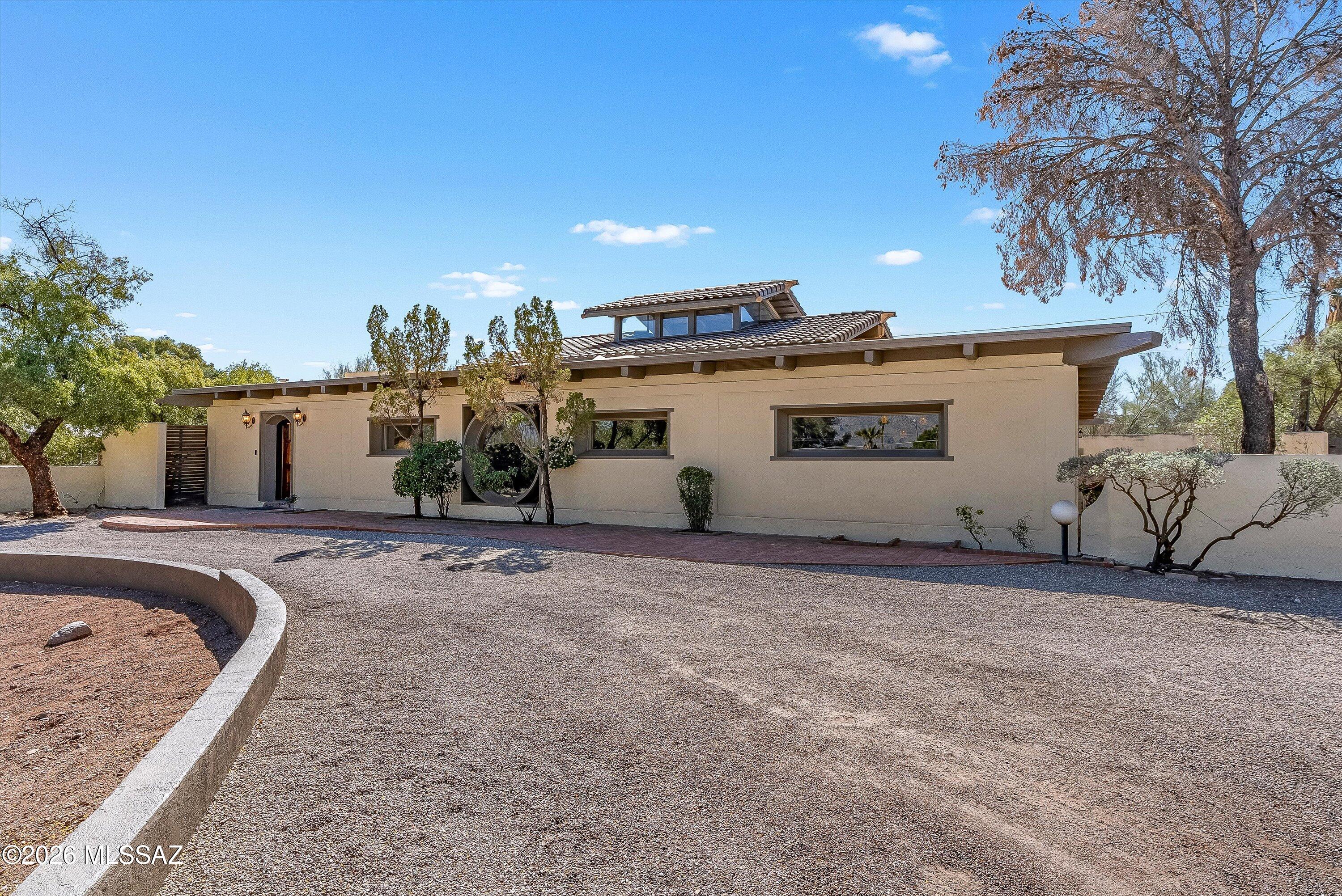 6610 E Speedway Boulevard