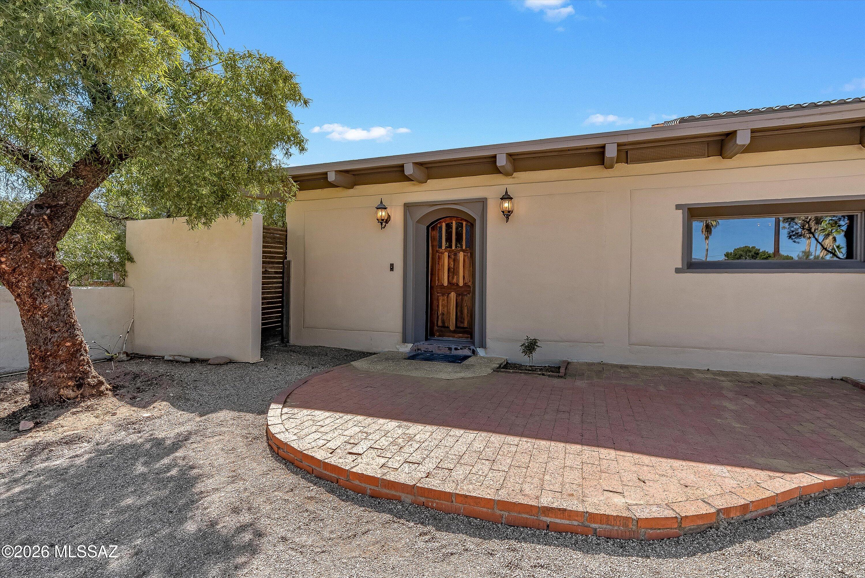 6610 E Speedway Boulevard