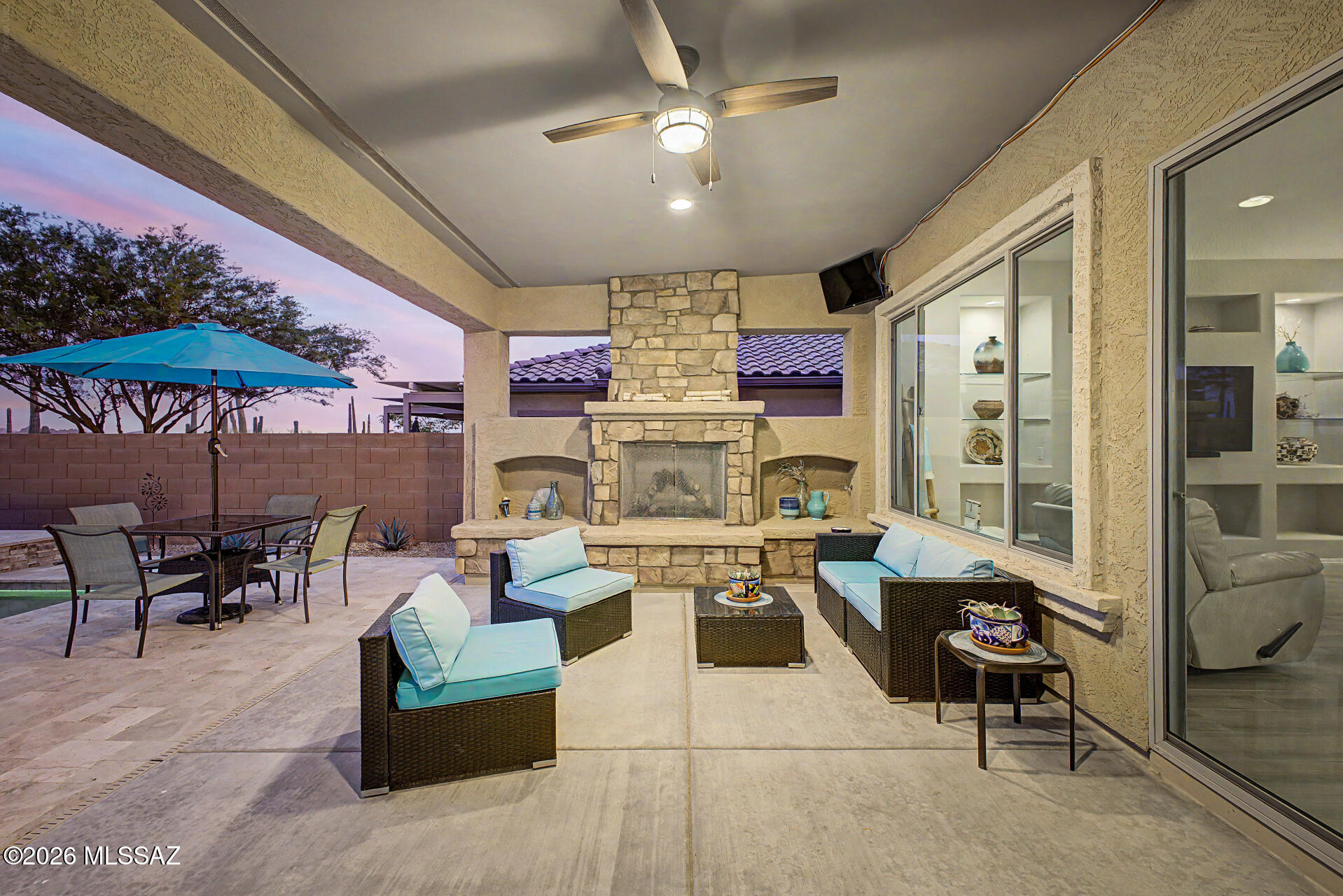 Del Webb At Dove Mountain VI - Residential