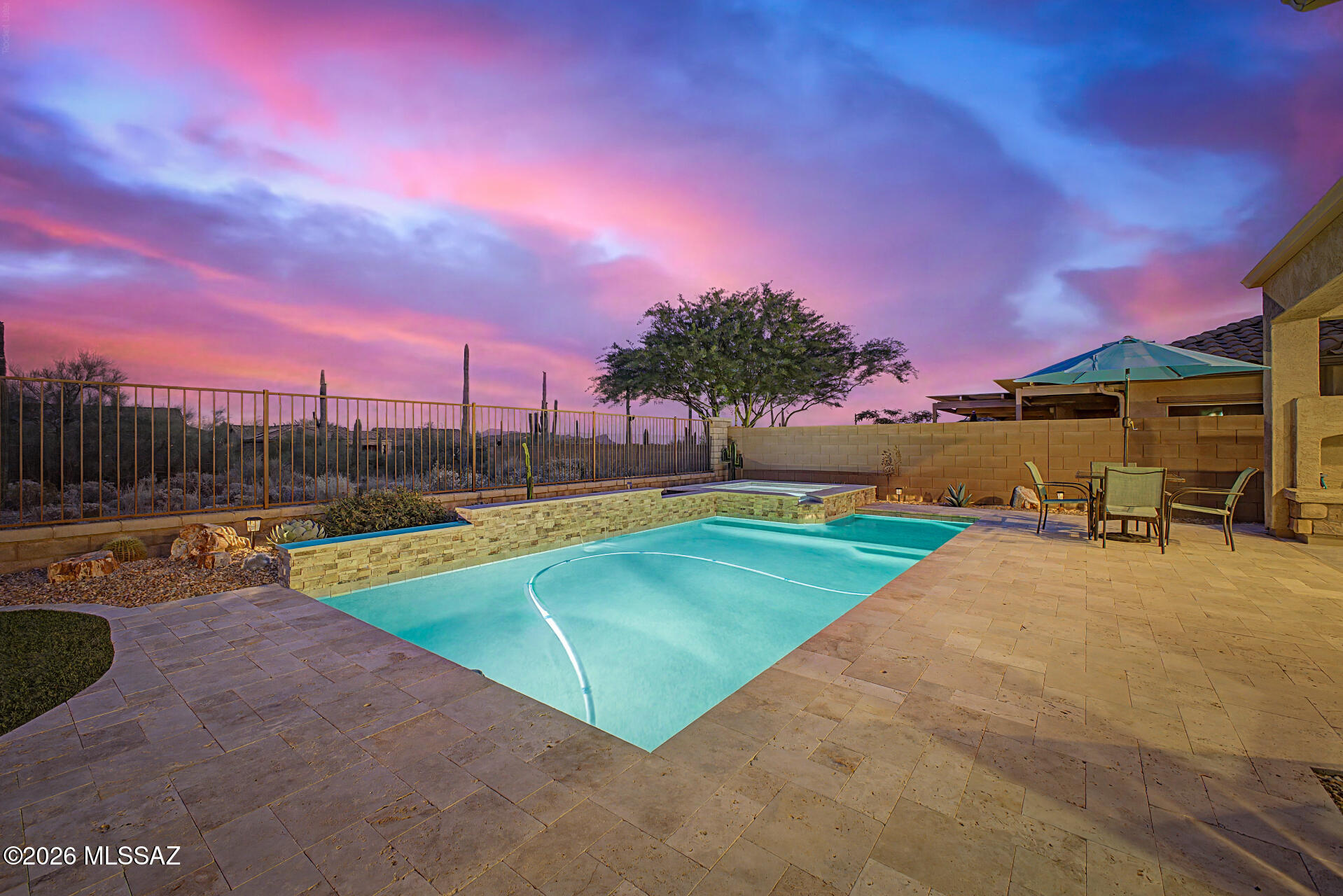 Del Webb At Dove Mountain VI - Residential