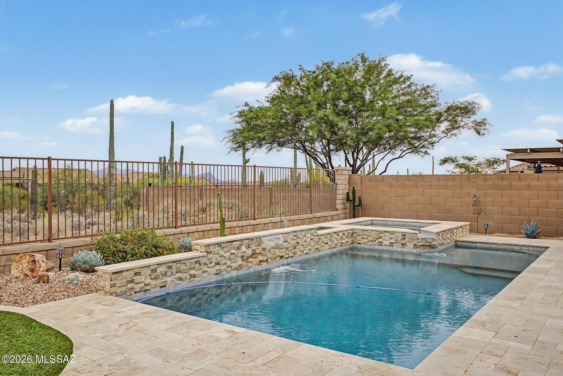 Del Webb At Dove Mountain VI - Residential