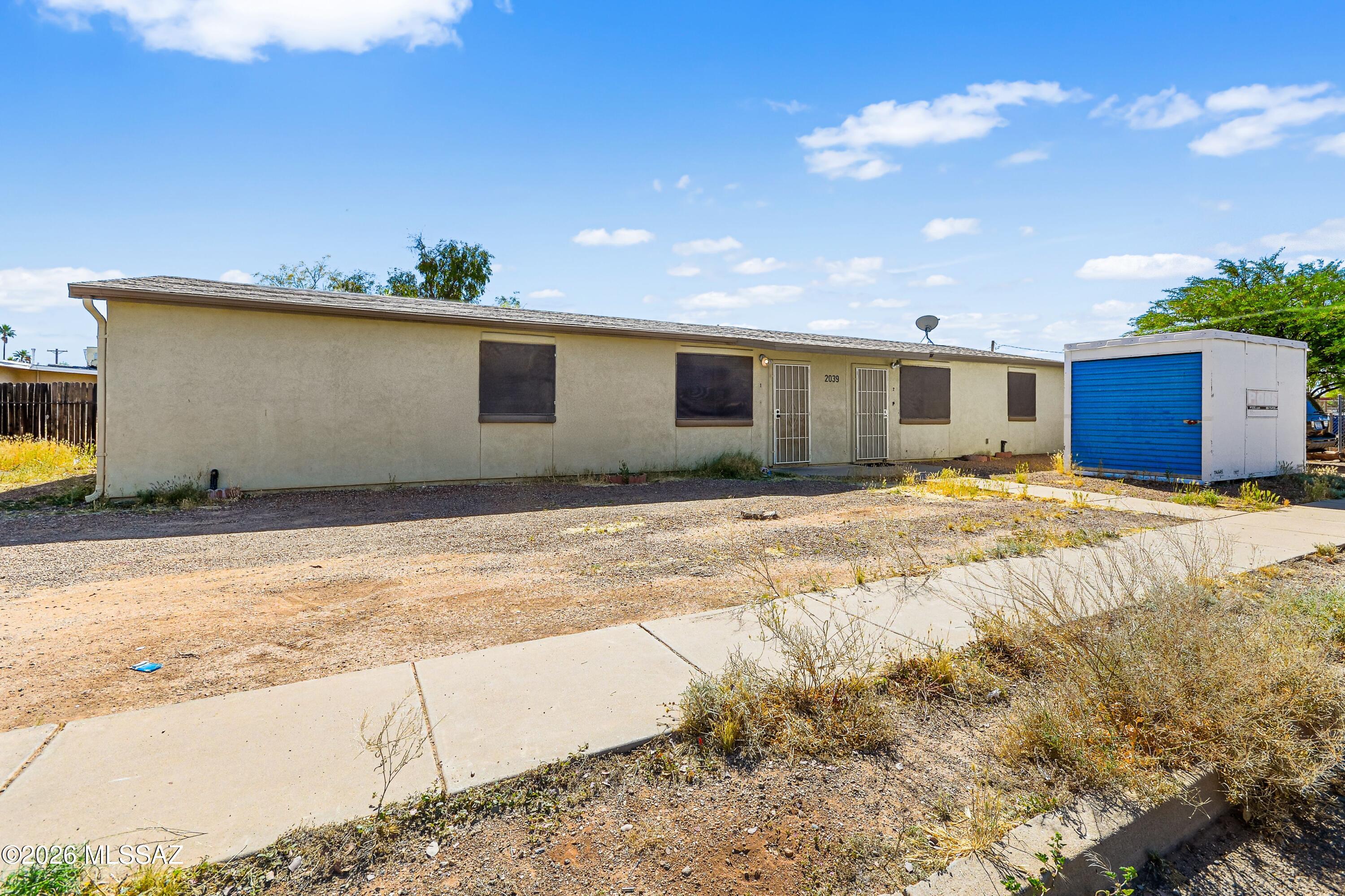 2039 S Sahuara Avenue
