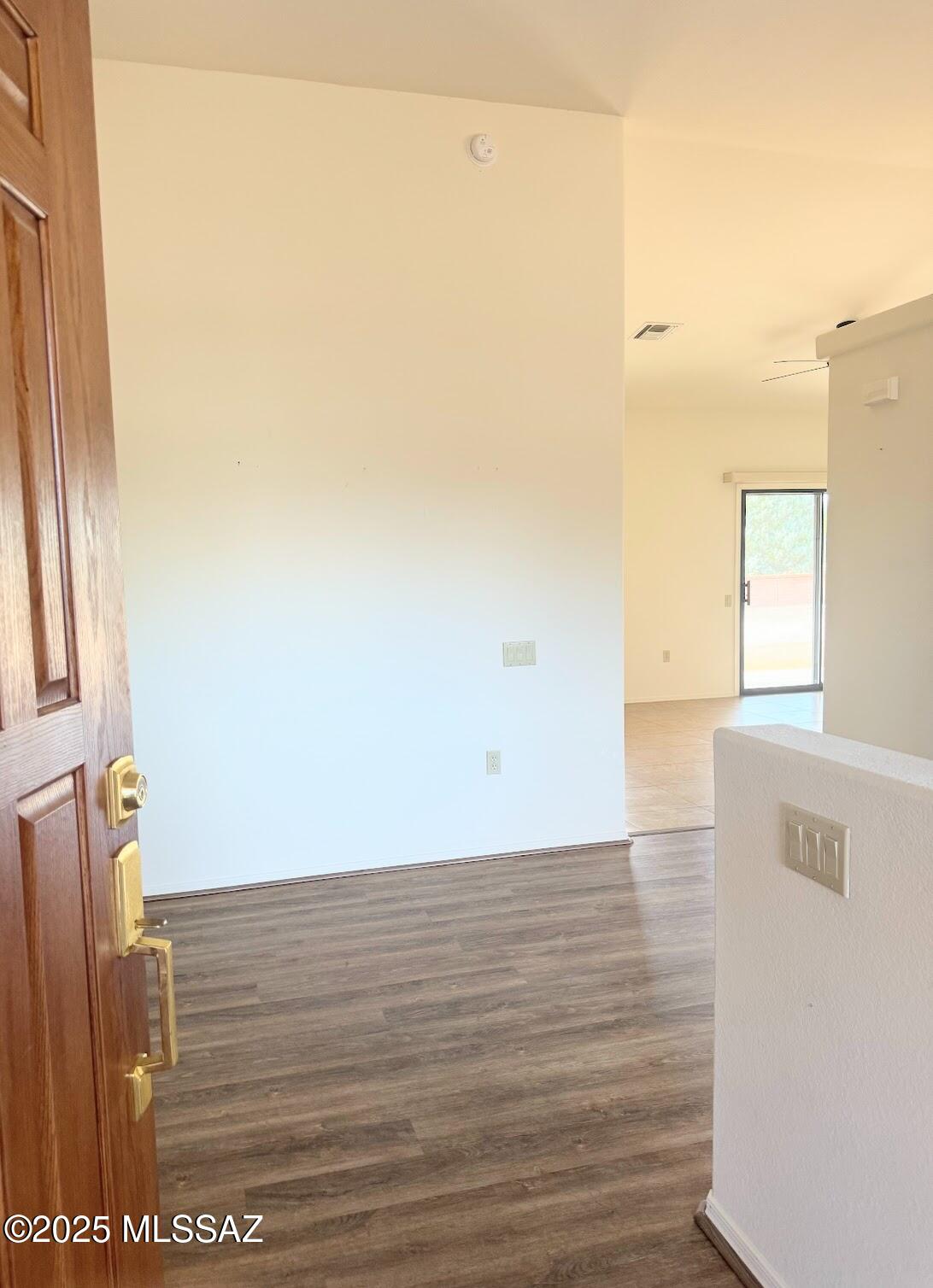 1434 W Hidden Crest Court