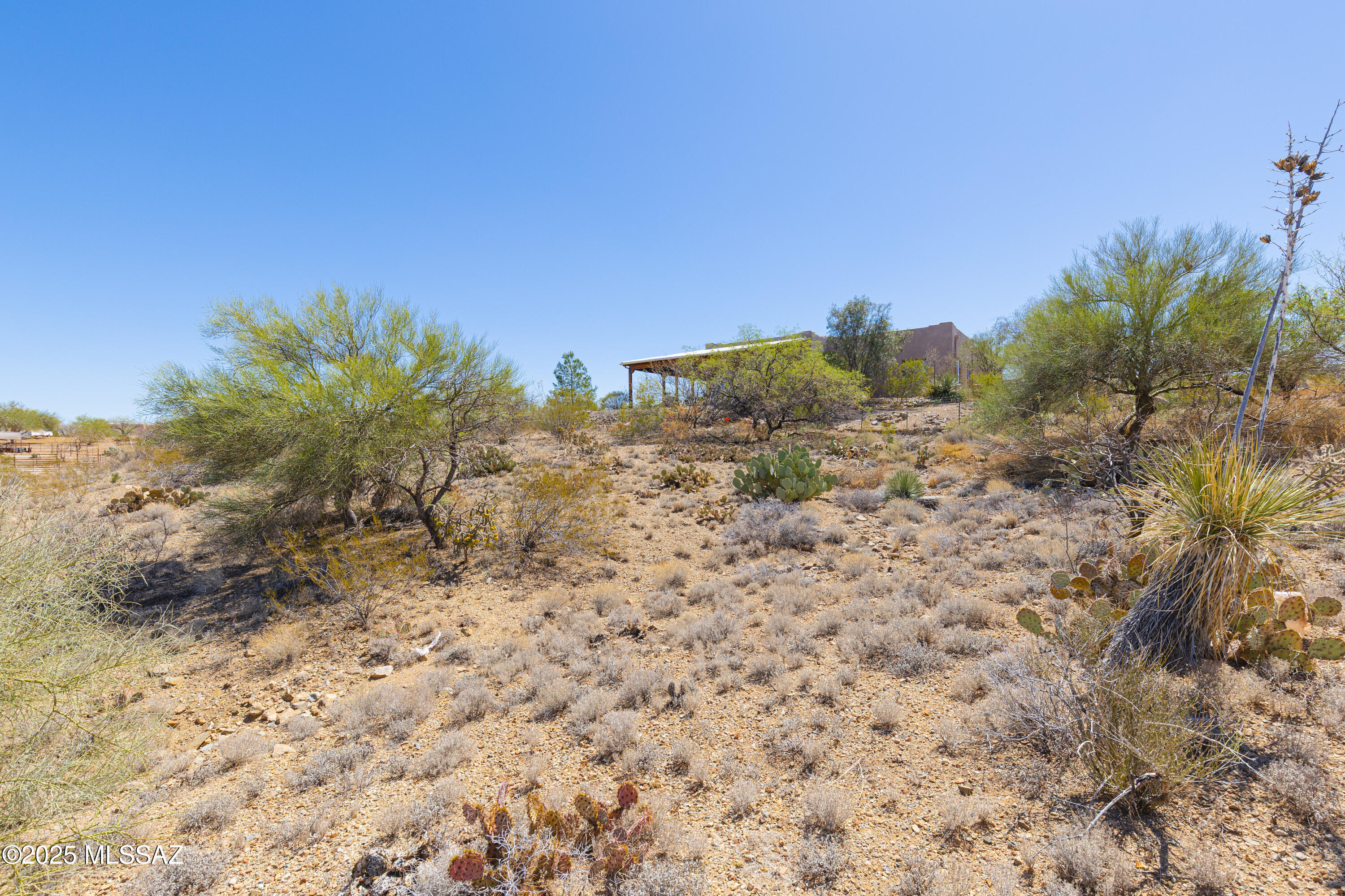 New Tucson Unit NO. 25 - Land