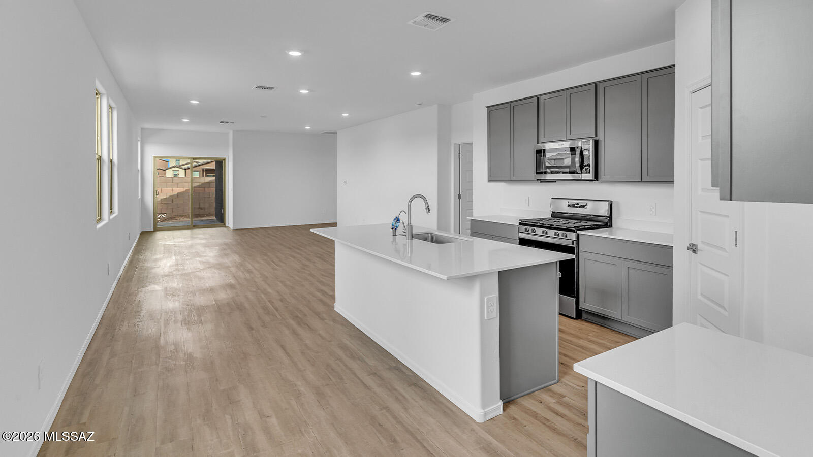 12280 N Sandhurst Drive