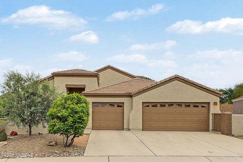 Photo of 5092 W Coyote Gulch Loop, Marana, AZ 85658 (MLS # 22623617)