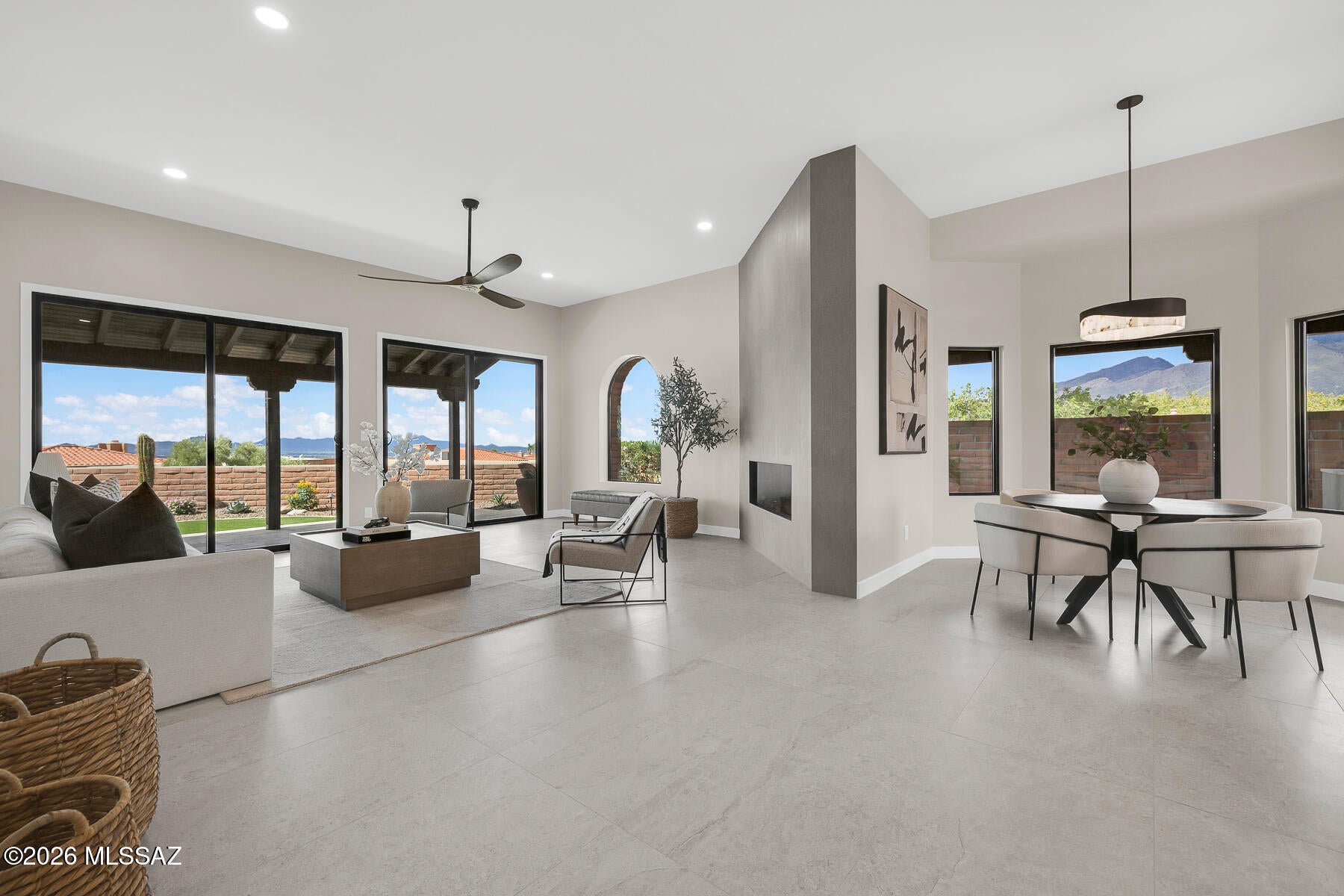 4571 N Arroyo Vacio