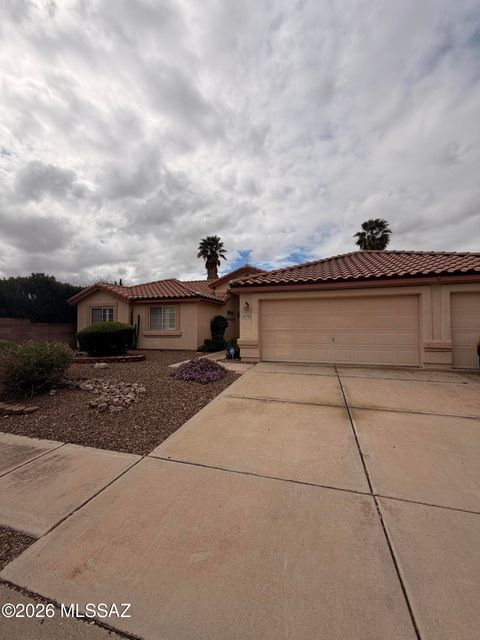 1747 N Sandstone Ridge Drive Tucson AZ 85715
