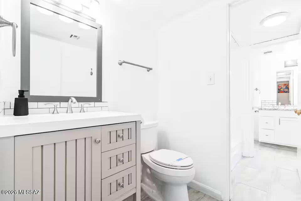 1620 N Wilmot Road UNIT F227