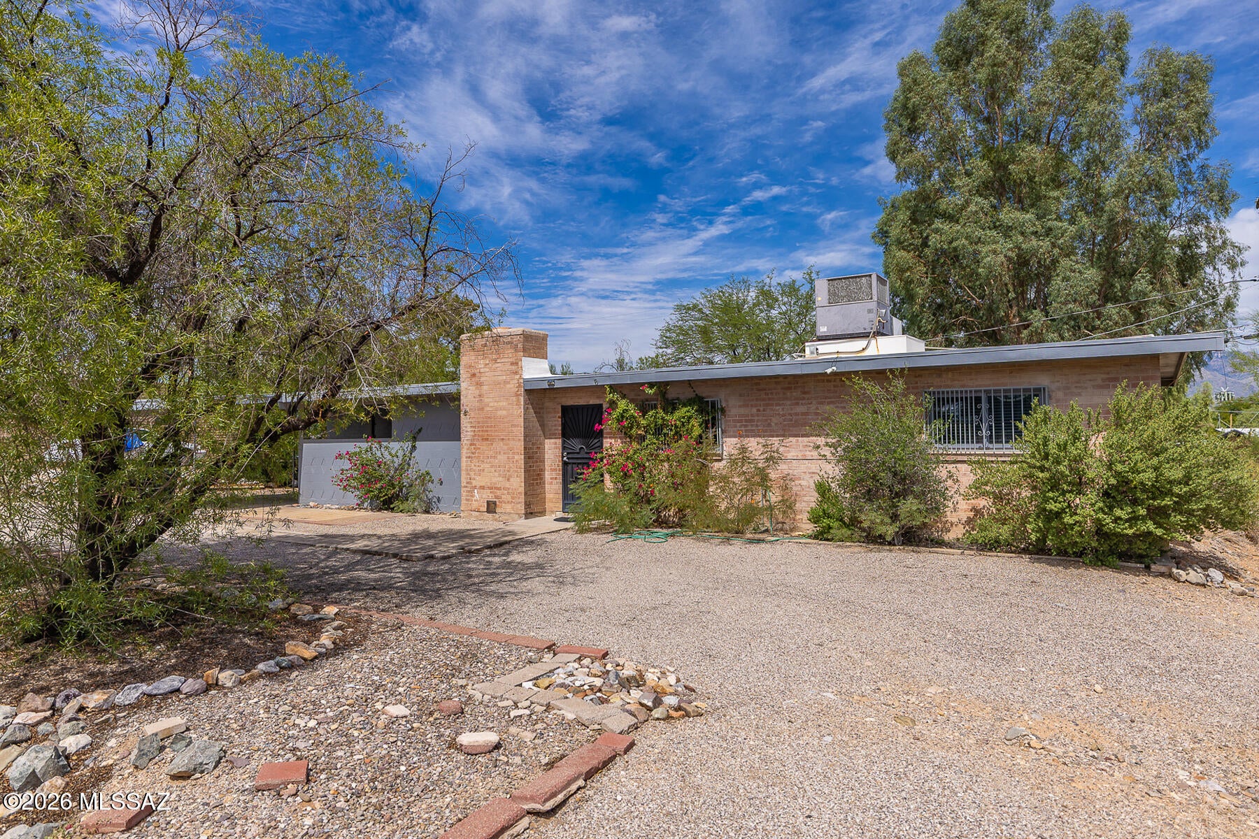 7011 E Rosewood Street