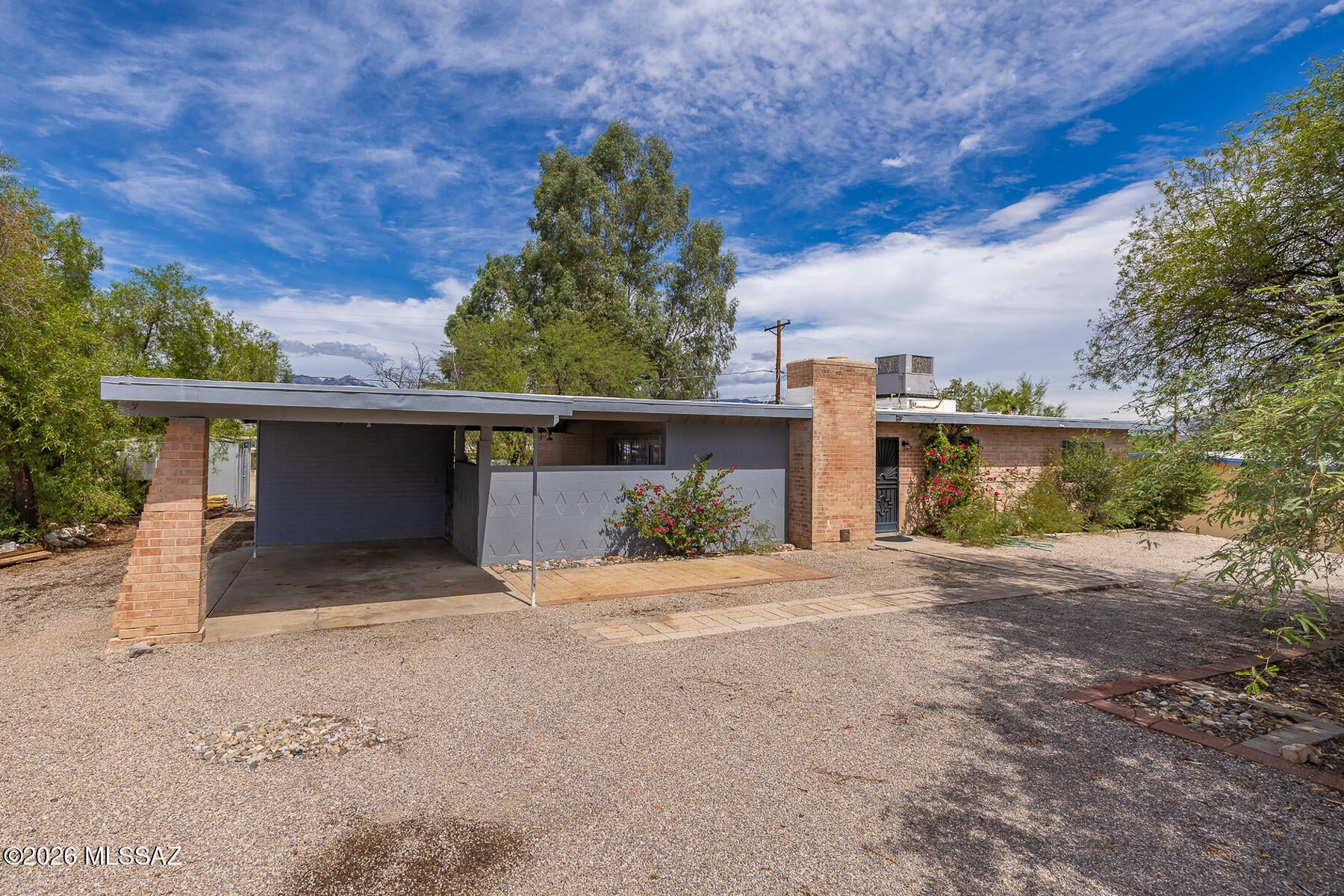 7011 E Rosewood Street