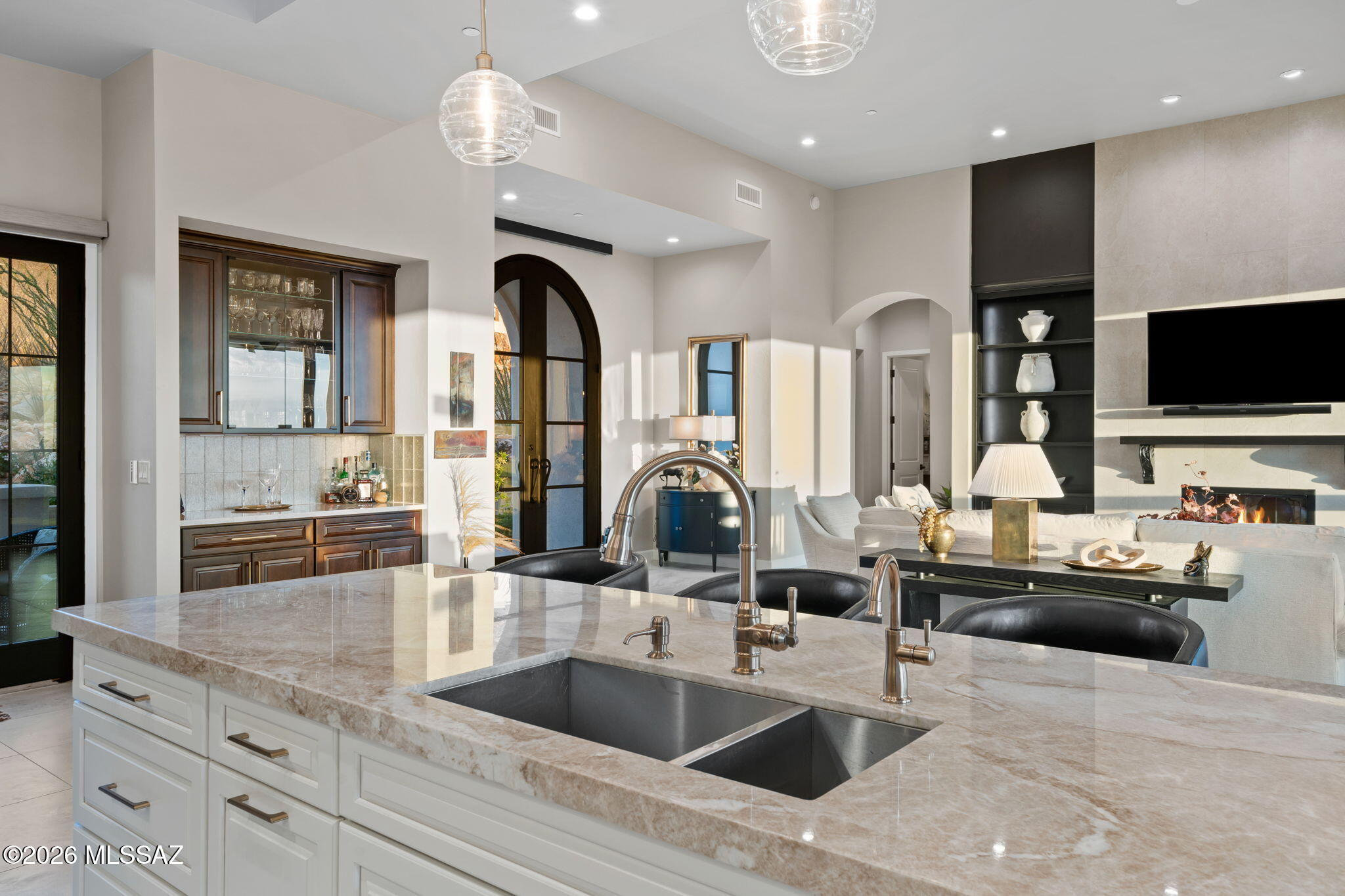 Pusch Ridge - Residential
