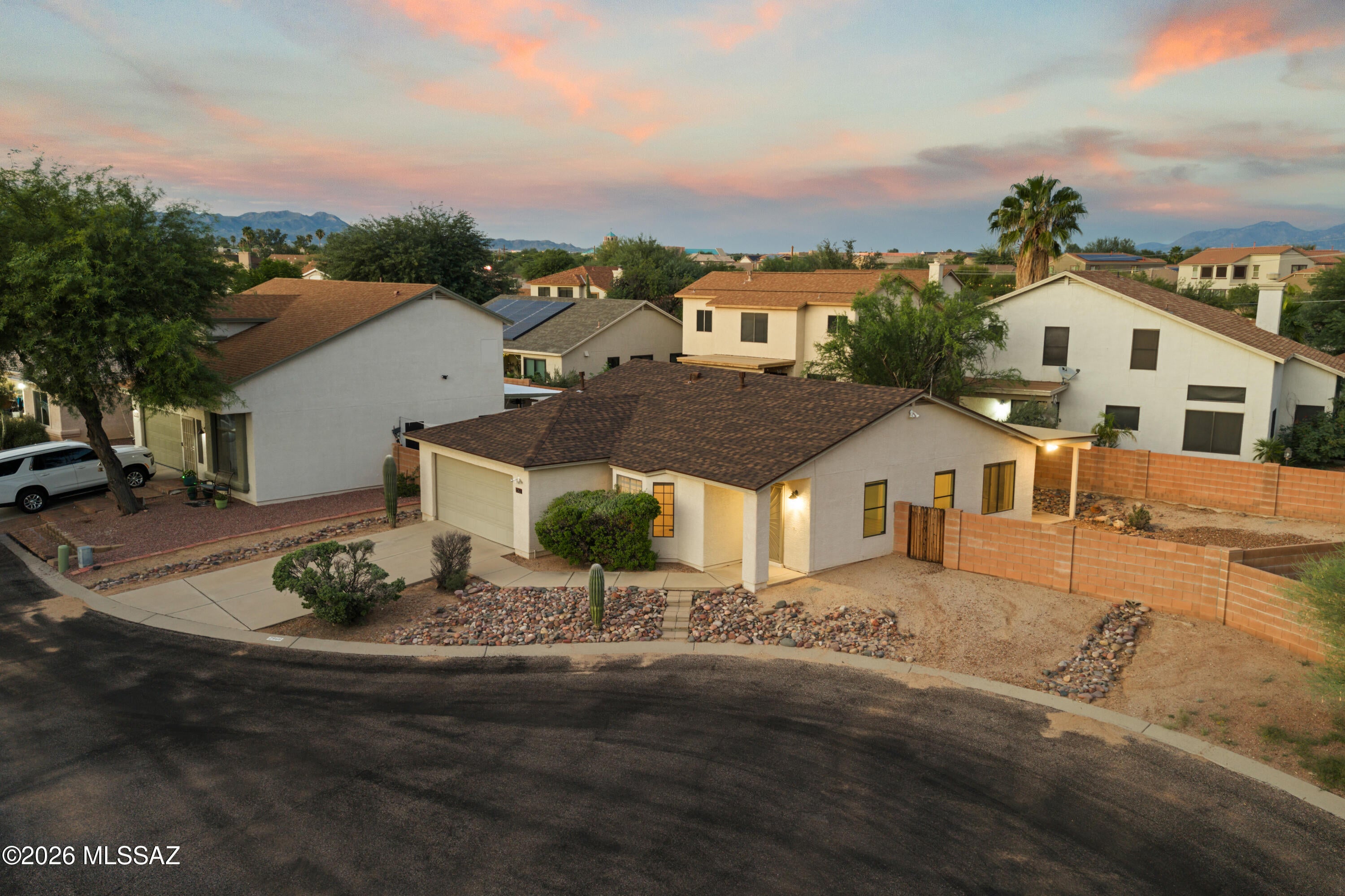 2966 W Country Meadow Drive