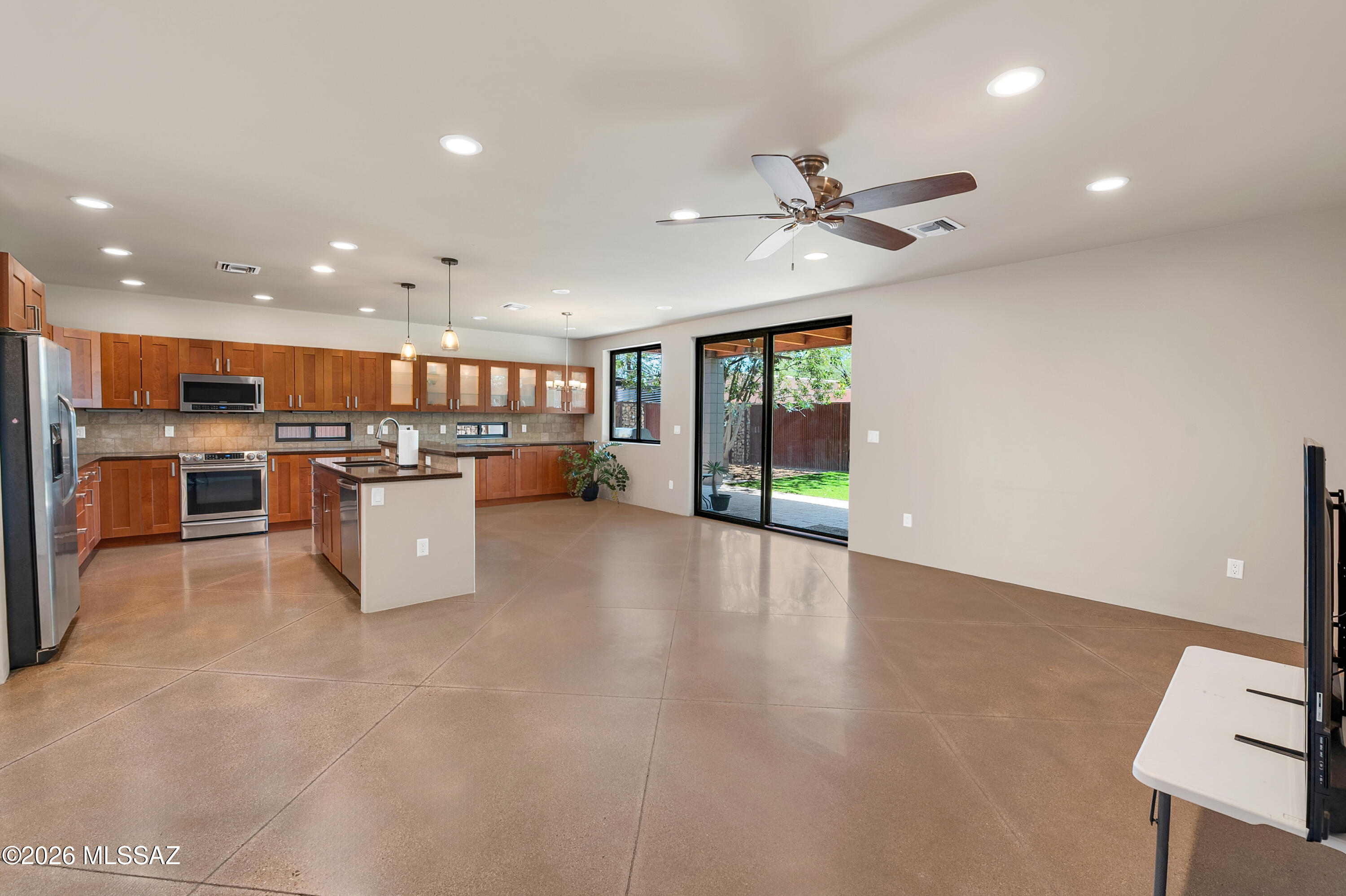 Catalina Poultry Acres NO 2 - Residential