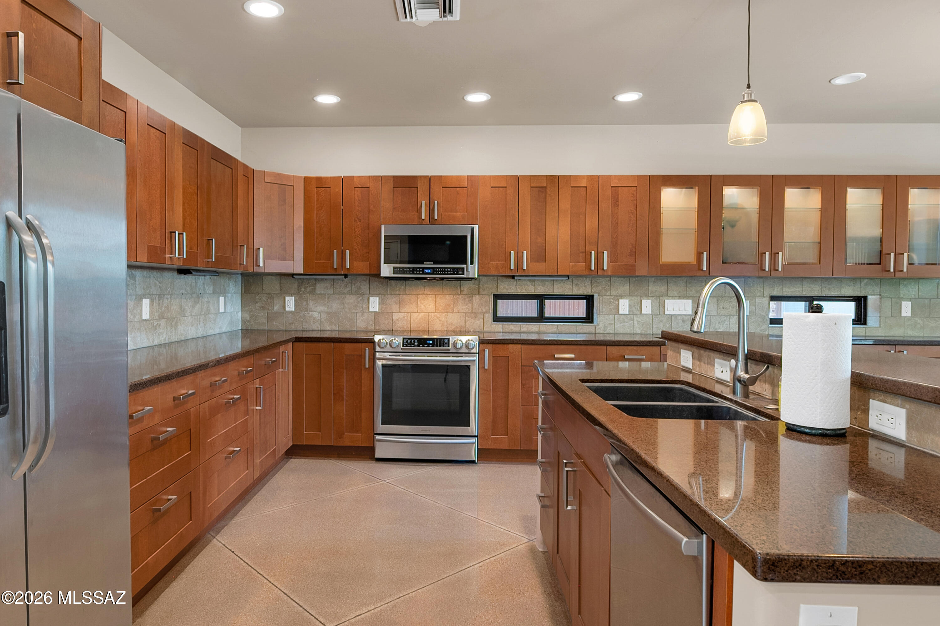 Catalina Poultry Acres NO 2 - Residential
