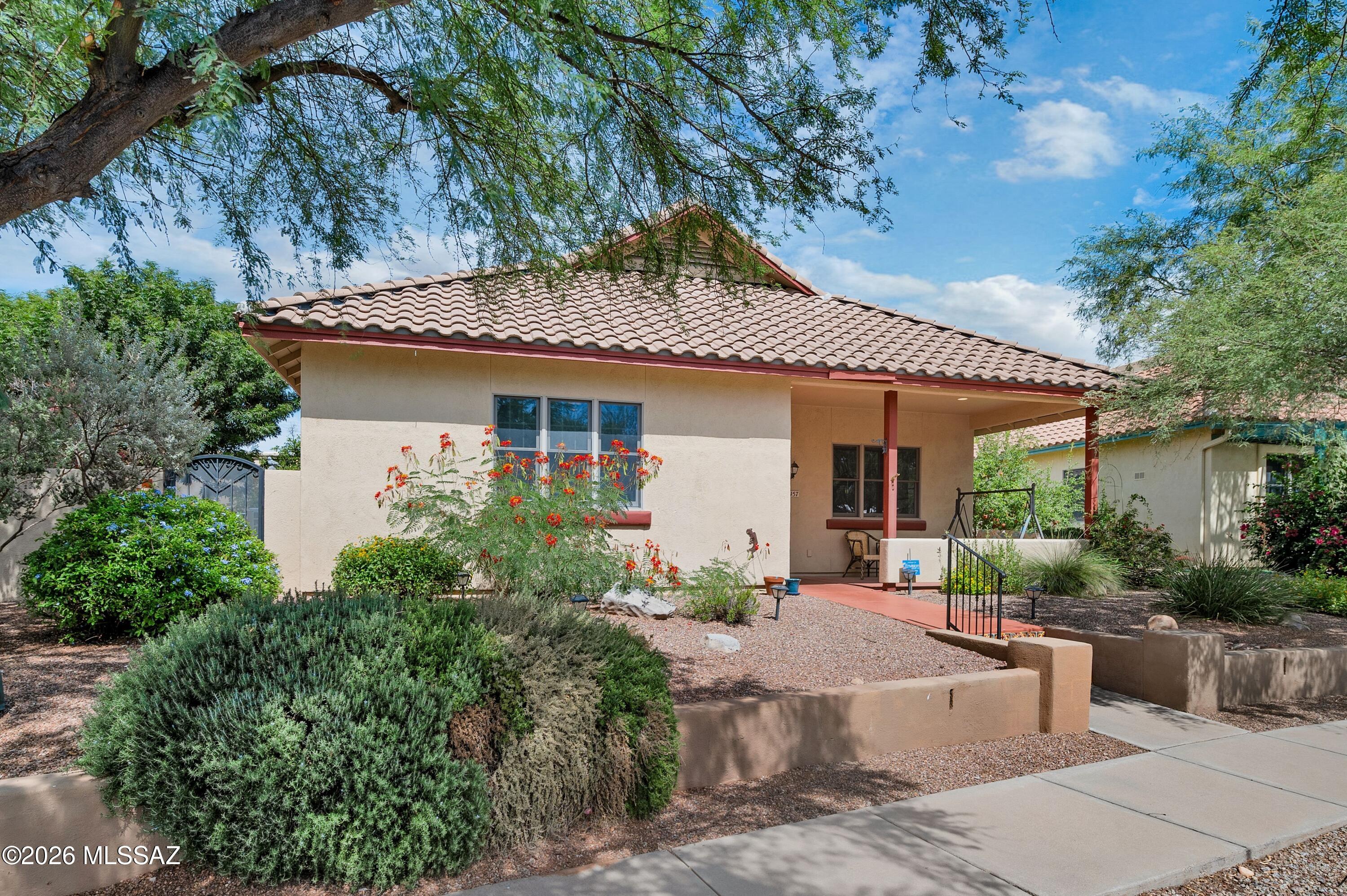10457 E Wayne Moody Lane