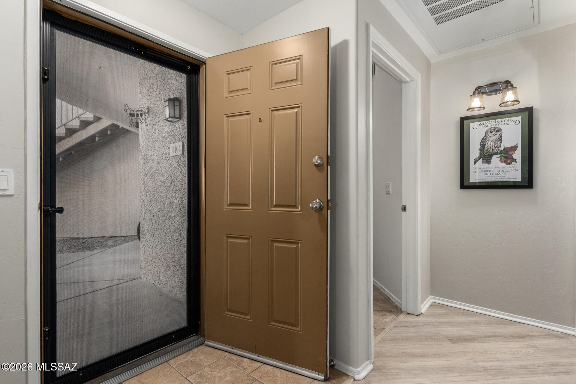 2550 E River Road 11104