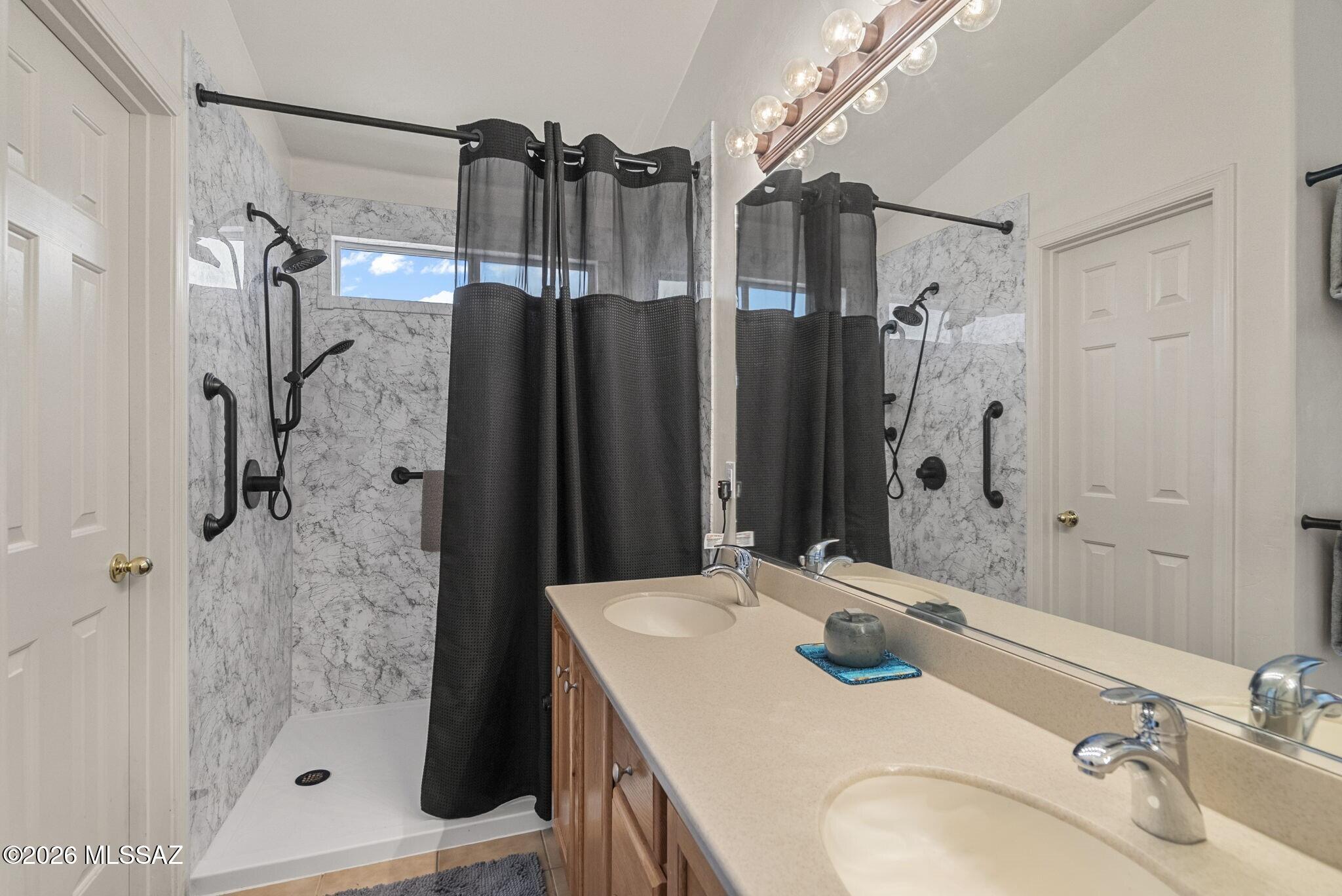 Rio Rico Villas 12 - Residential