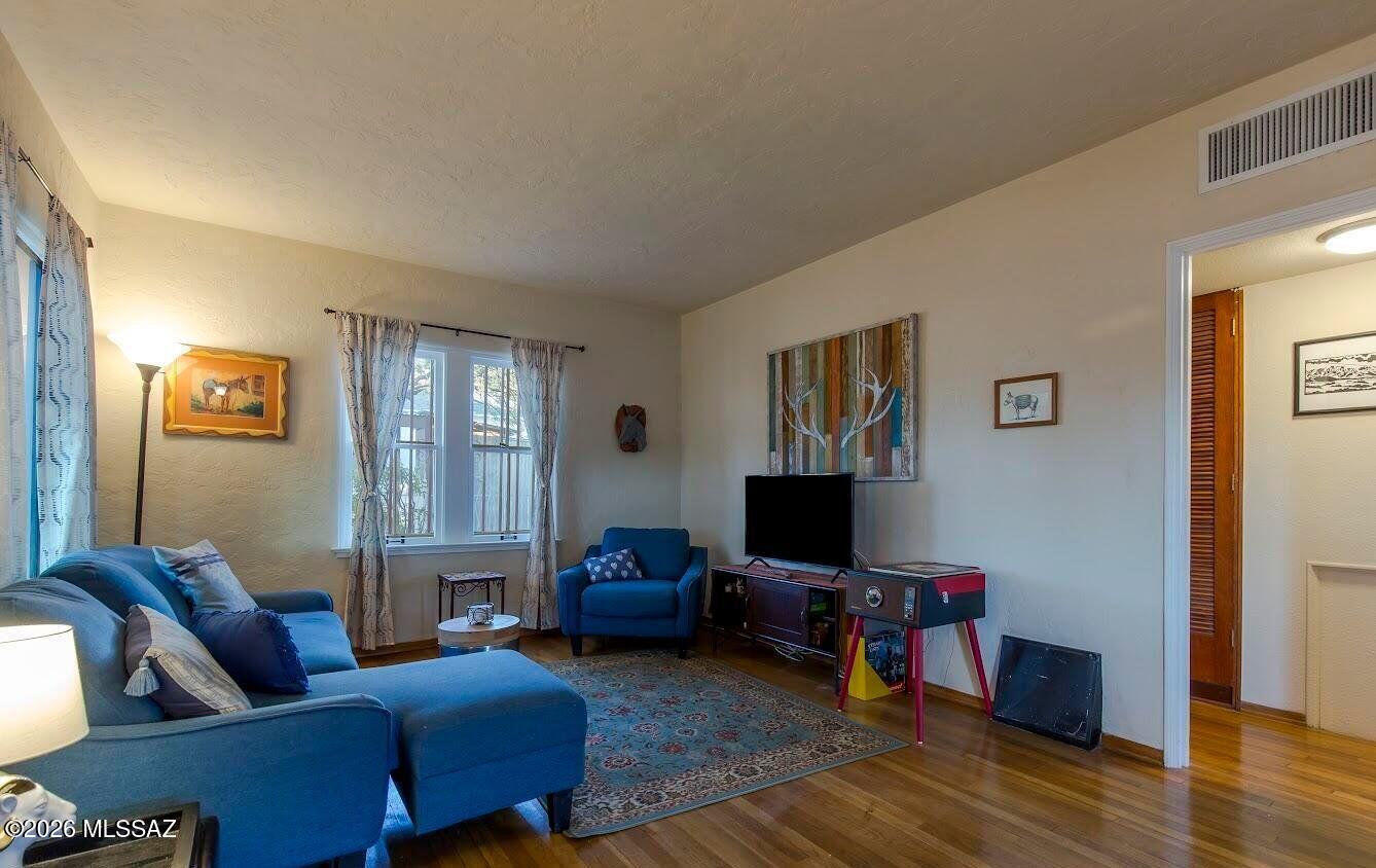 Jefferson Park - Residential